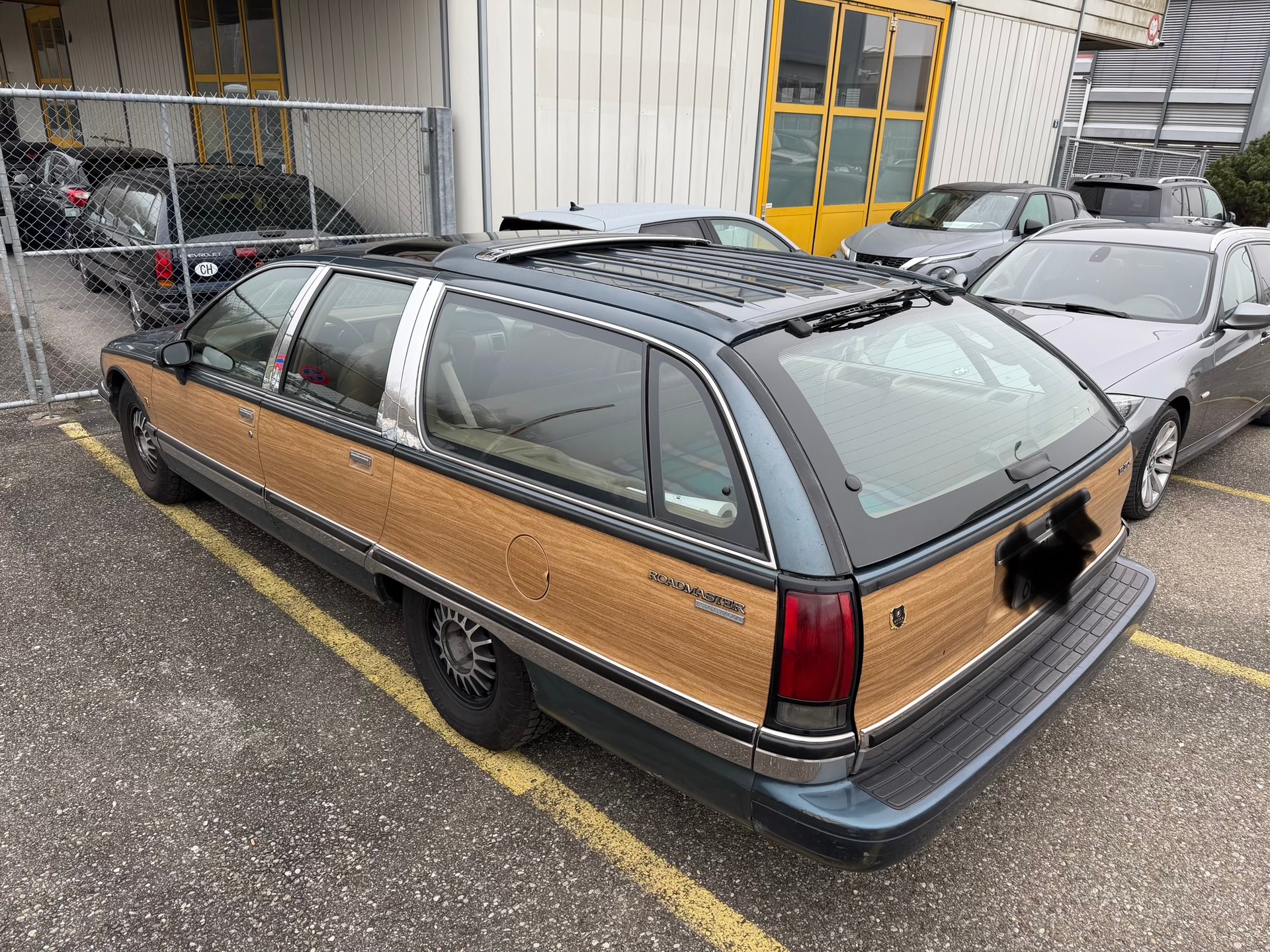 BUICK "UFO" !! ROUDMASTER KOMBI 5.7 LITER V8. MIT 8 PLÄTZE. SEHR SELTEN. ZUM AUFBEREITEN 4`500.- AB PLATZ.-image-15