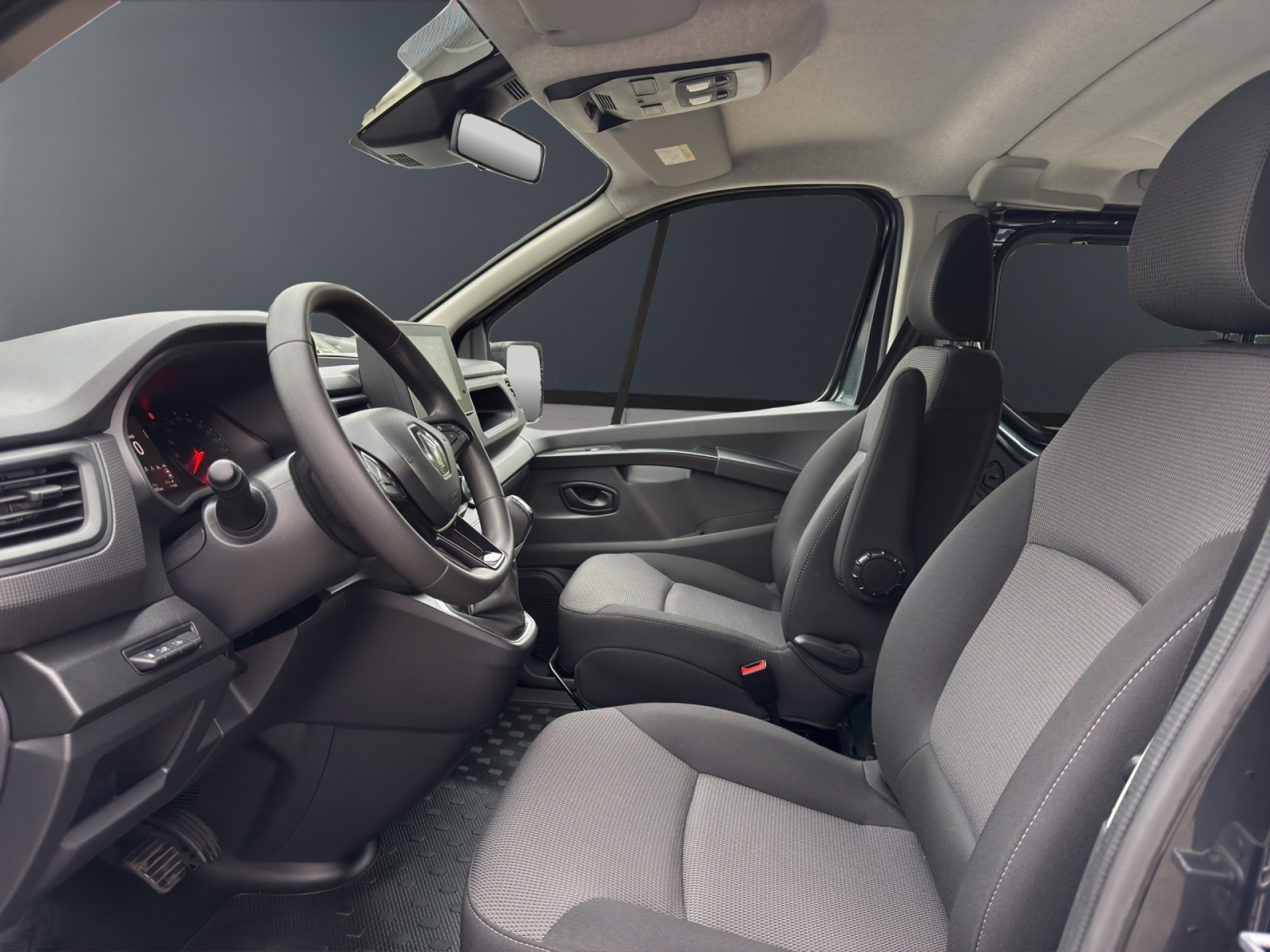 RENAULT Trafic Grand Passenger-image-6