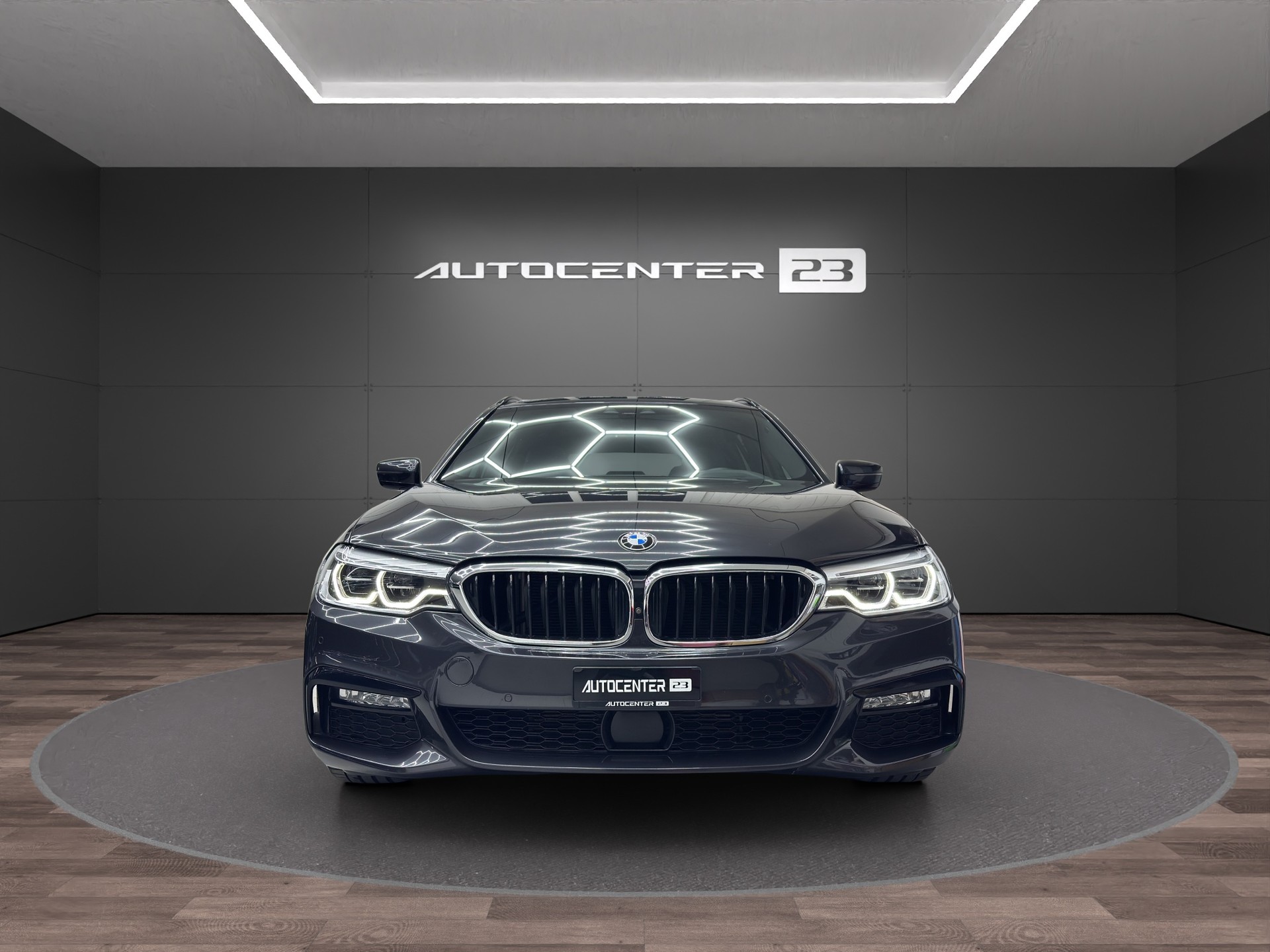 BMW 540d xDrive Touring Steptronic M Sport-image-7