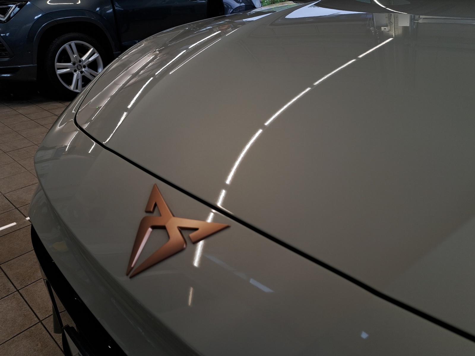 CUPRA Leon 2.0 TSI 300 VZ DSG-image-20