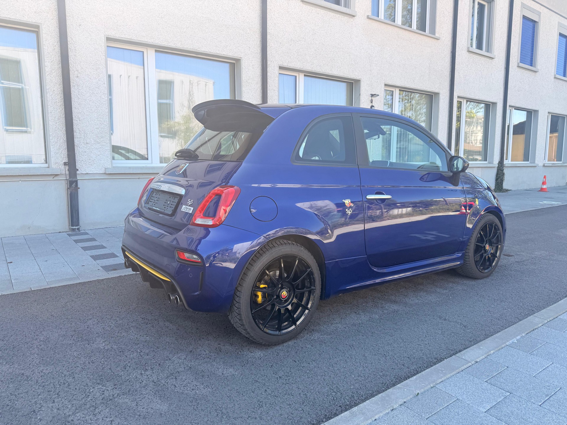 FIAT 595 1.4 16V Turbo Abarth Turismo-image-8