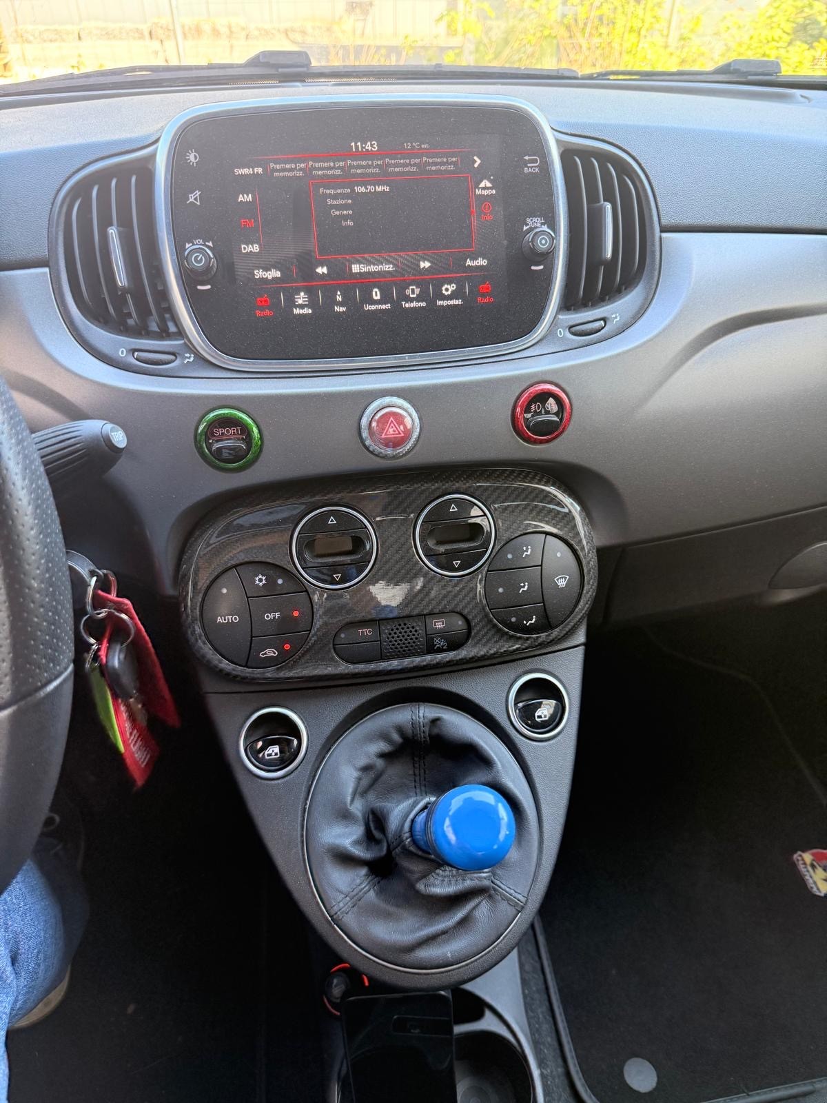 FIAT 595 1.4 16V Turbo Abarth Turismo-image-2