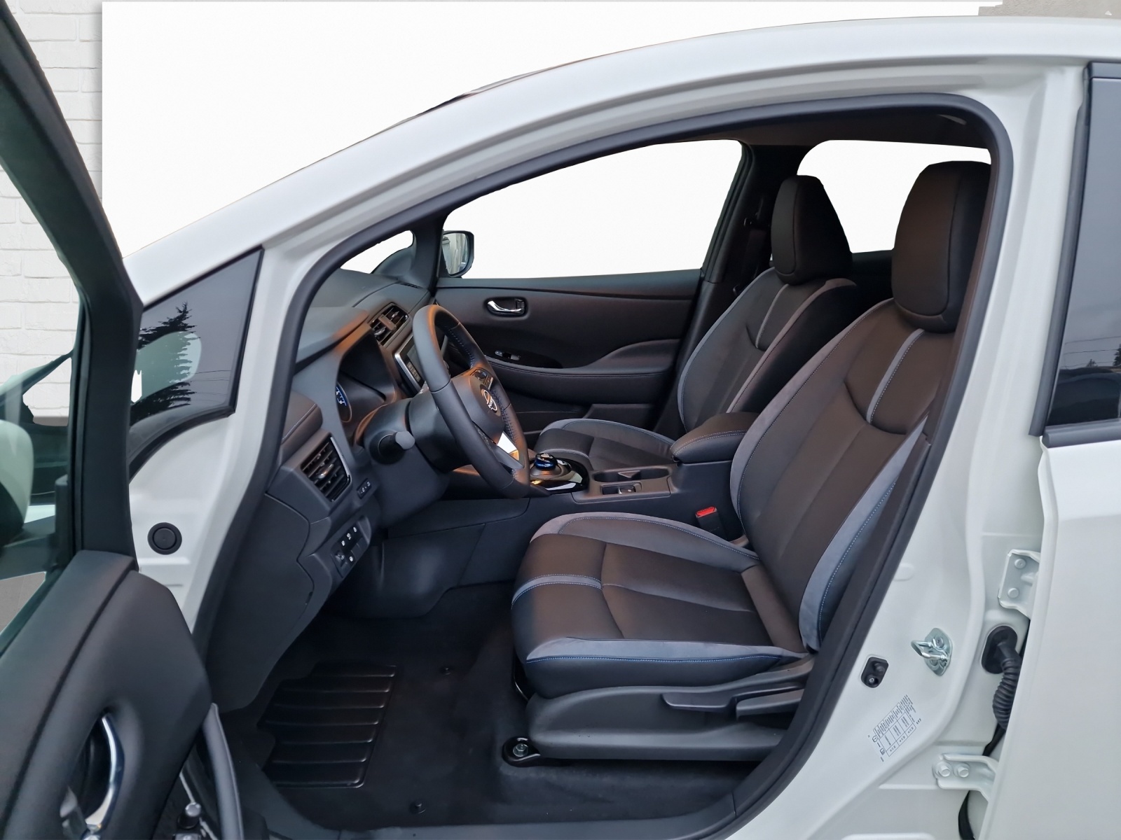 NISSAN Leaf Tekna *-image-4