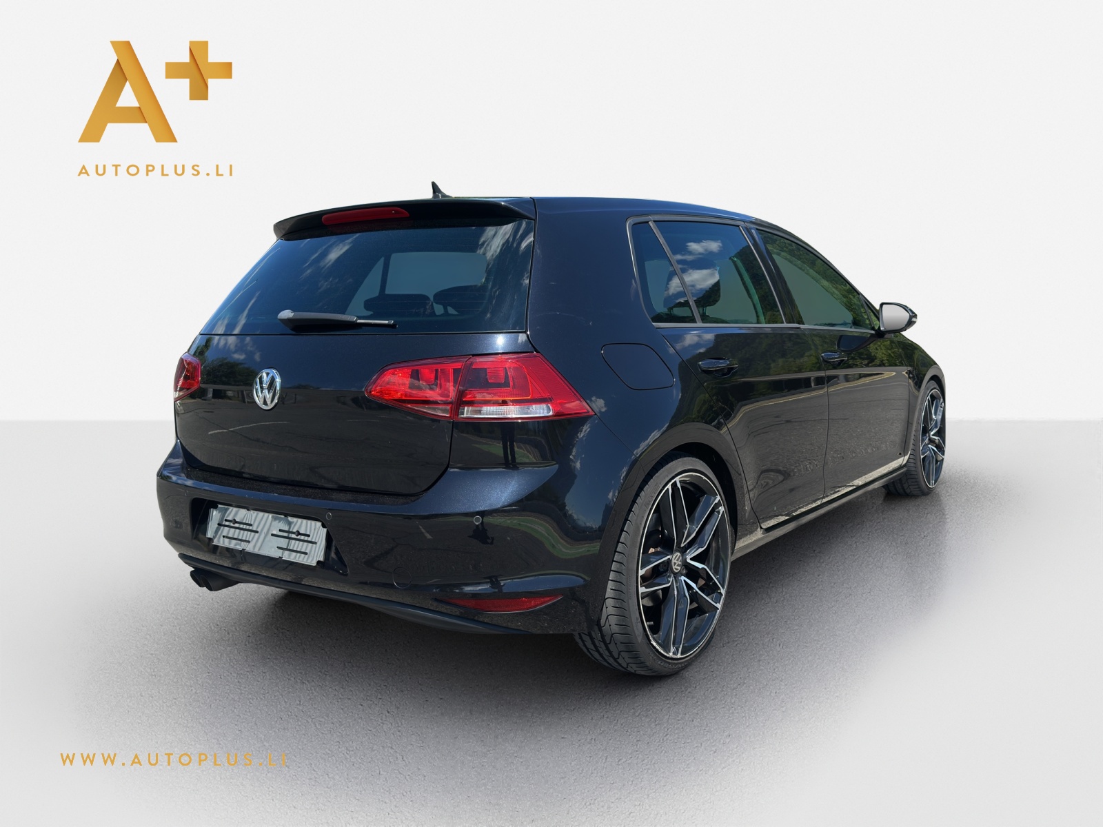 VW Golf 2.0 TDI Highline 4Motion-image-5