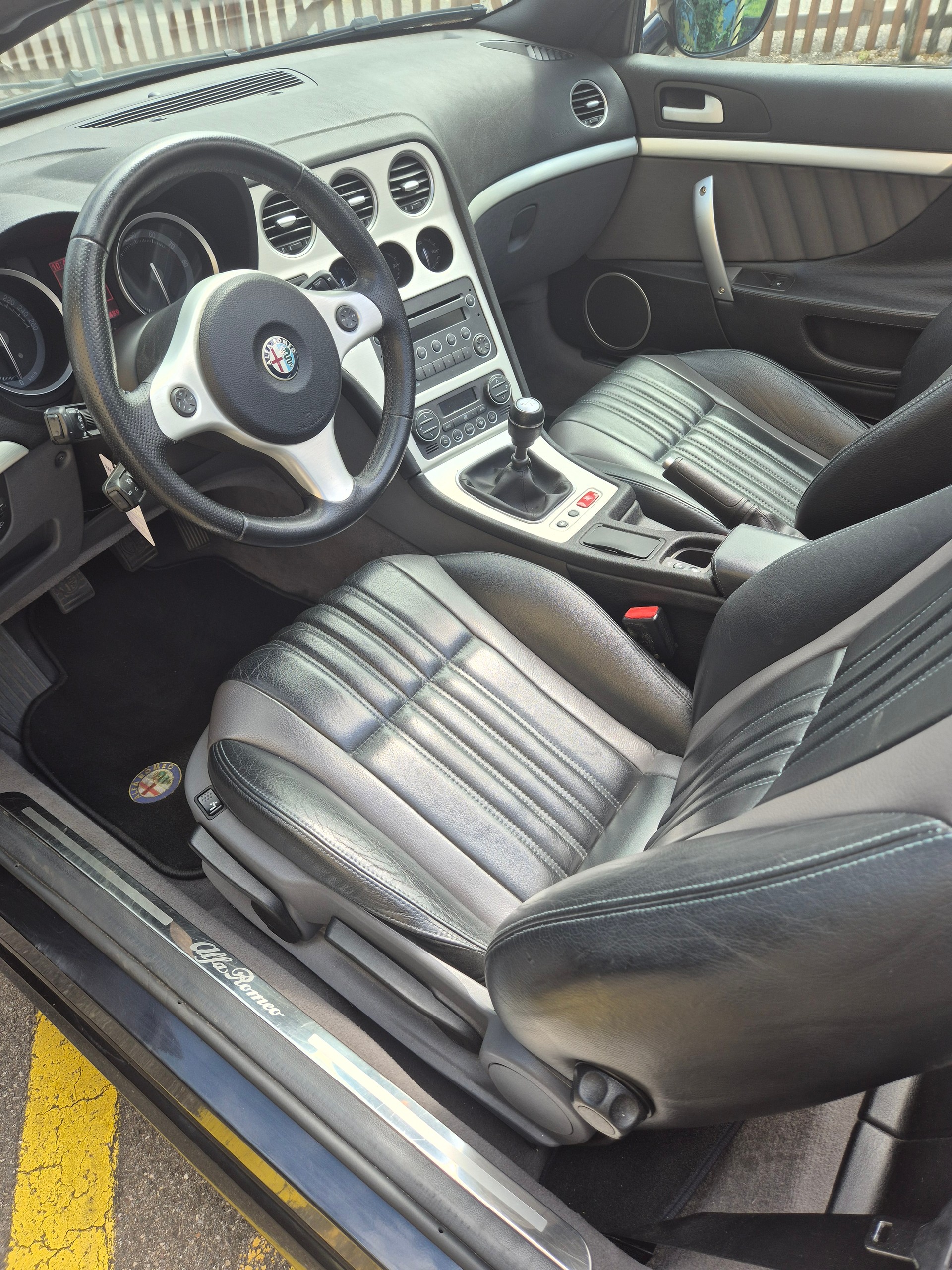 ALFA ROMEO Spider 2.2 JTS-image-2