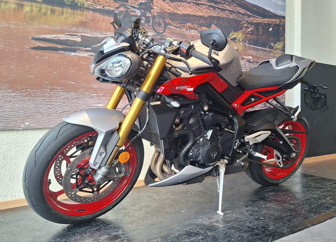 TRIUMPH Street Triple 765 RX-image-3