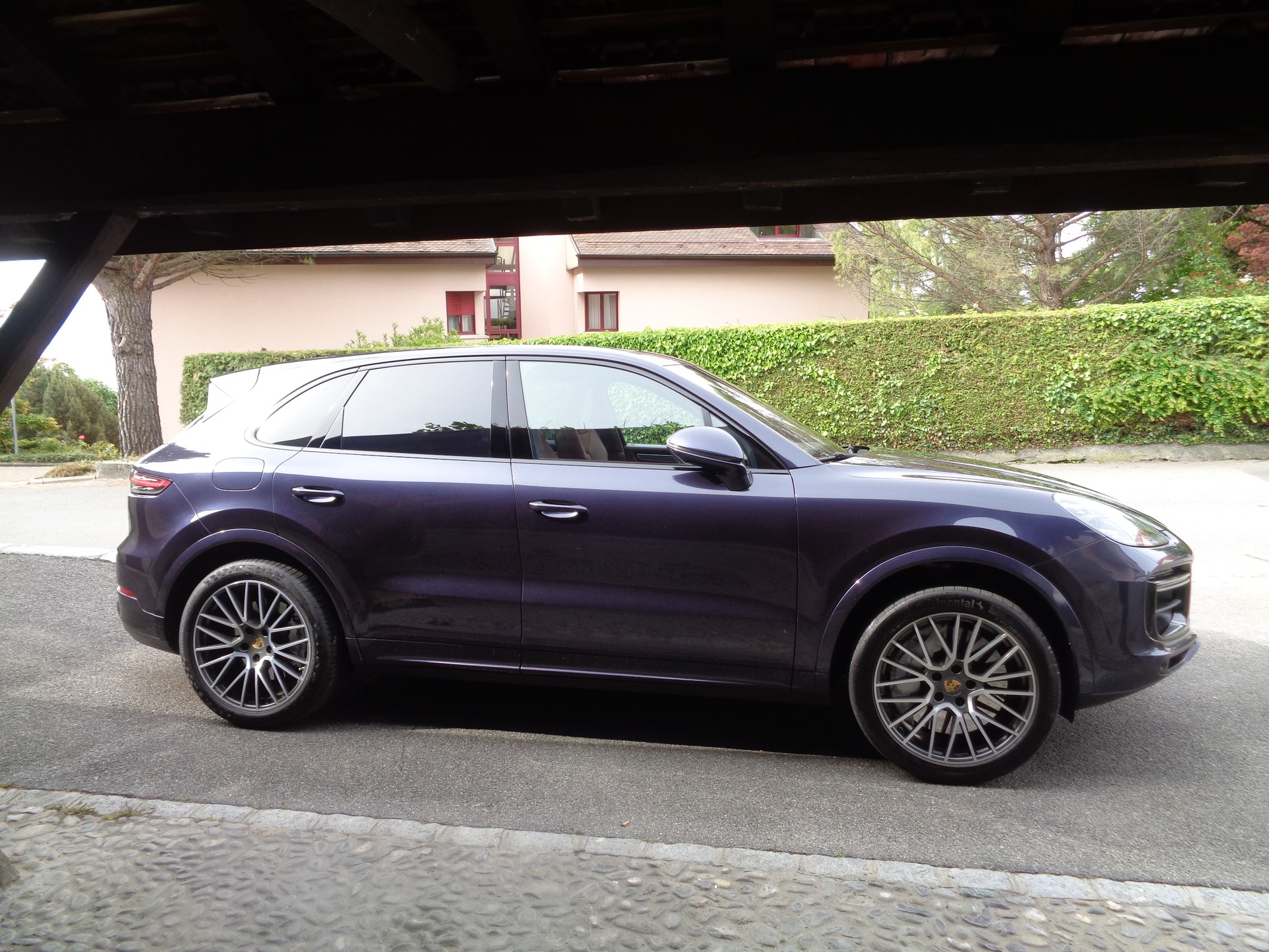 PORSCHE Cayenne Turbo-image-5