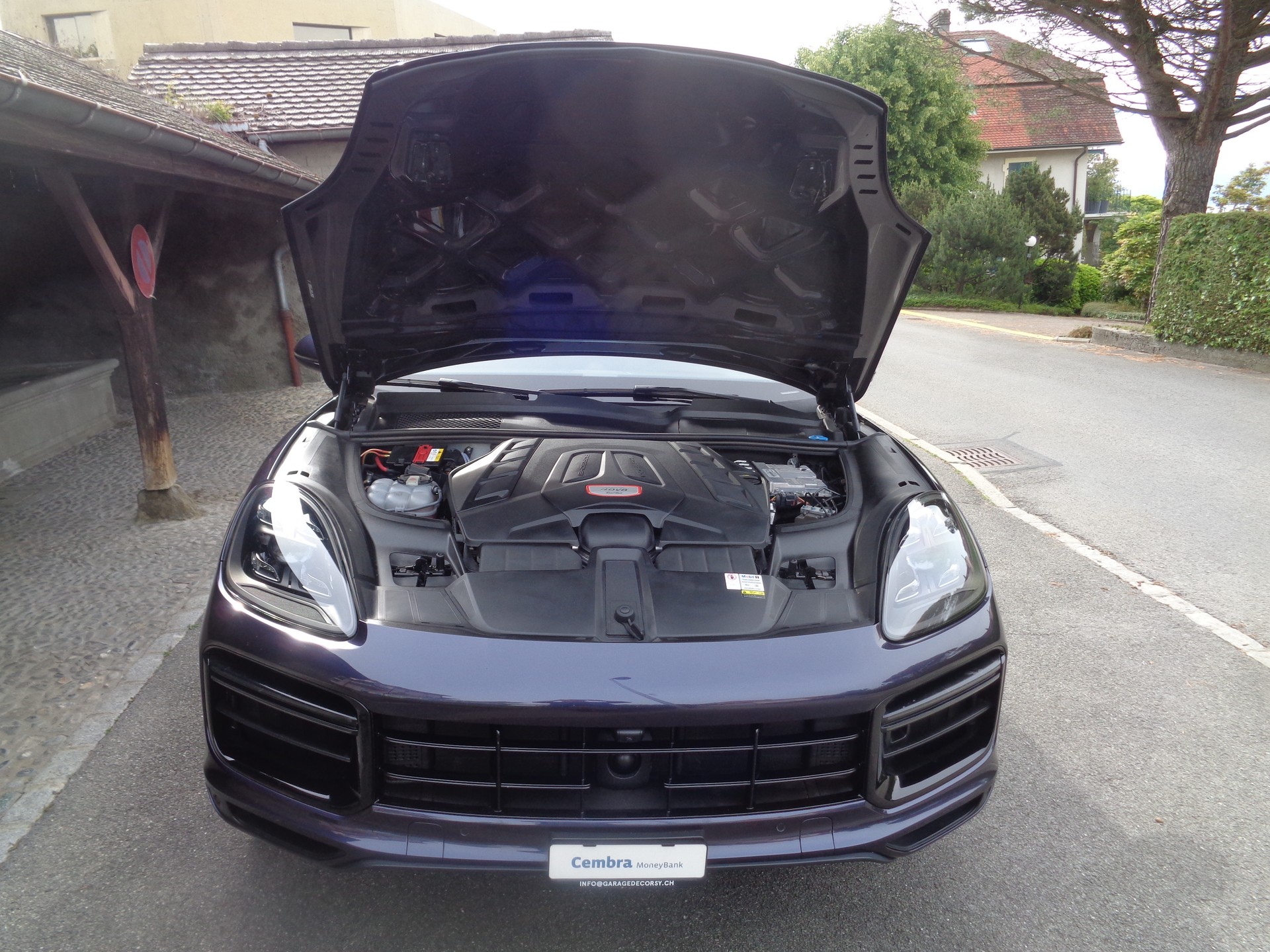 PORSCHE Cayenne Turbo-image-6