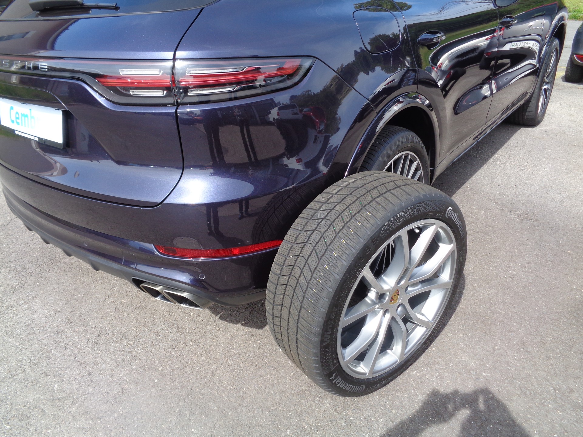 PORSCHE Cayenne Turbo-image-15