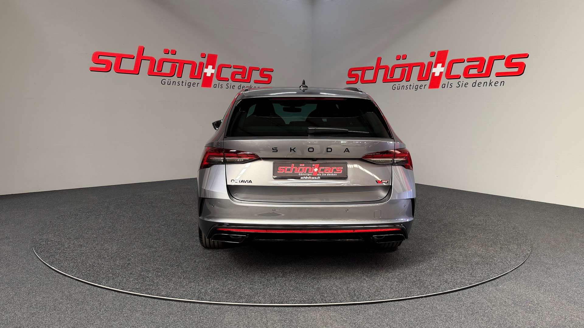 SKODA Octavia Combi 2.0 TSI DSG RS-image-4