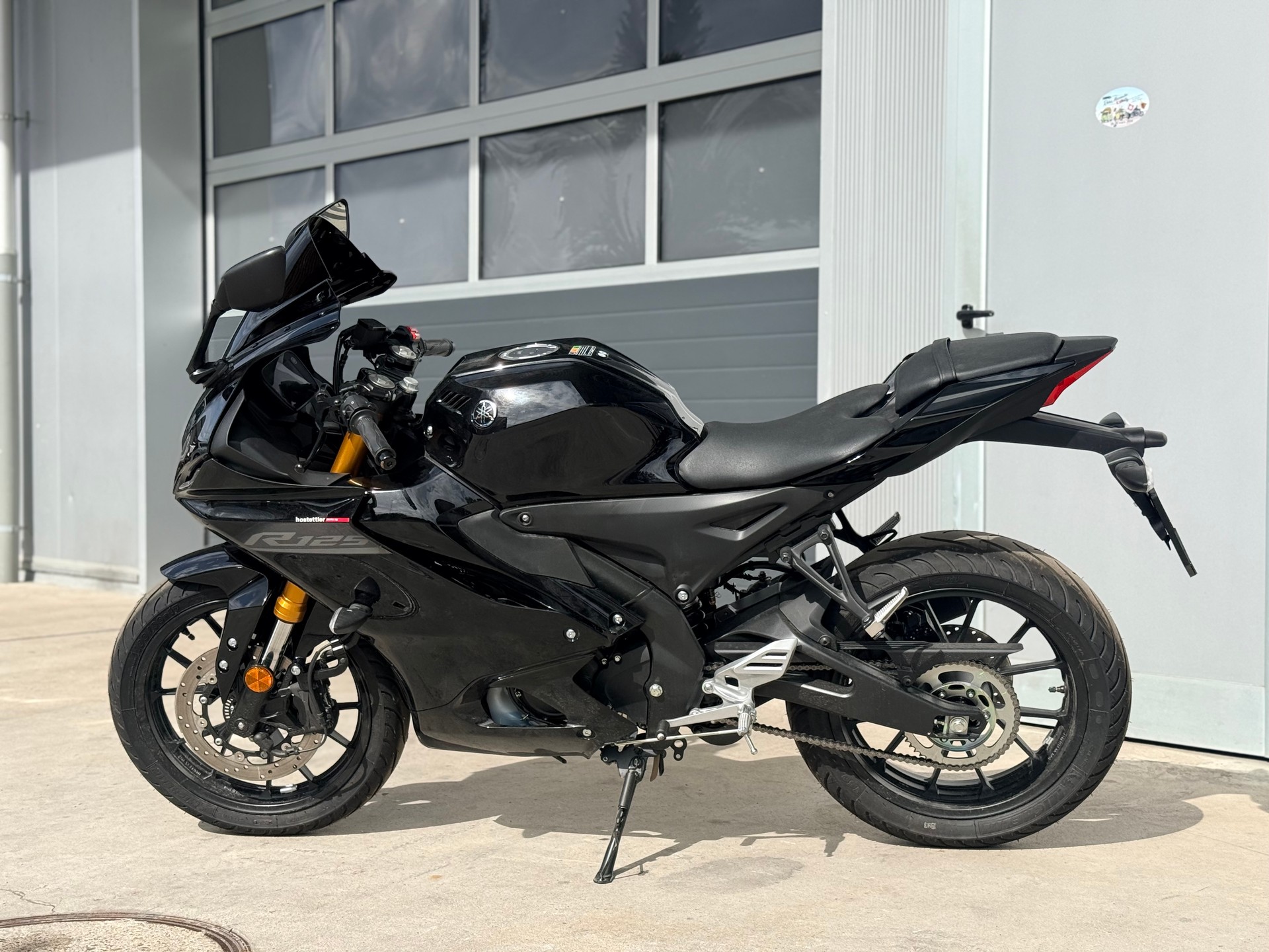 YAMAHA R 125-image-3