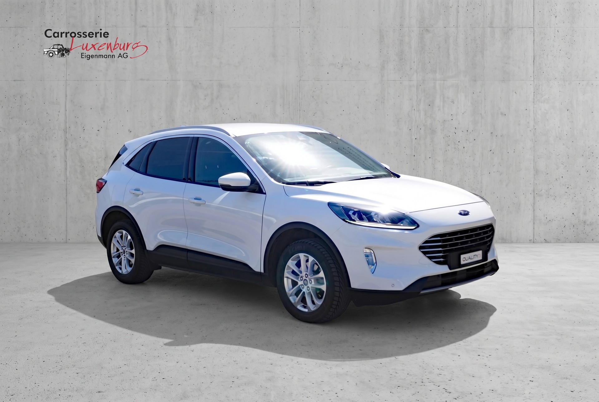 FORD Kuga 2.0 TDCi EcoBlue Titanium 4WD-showroom-element-1