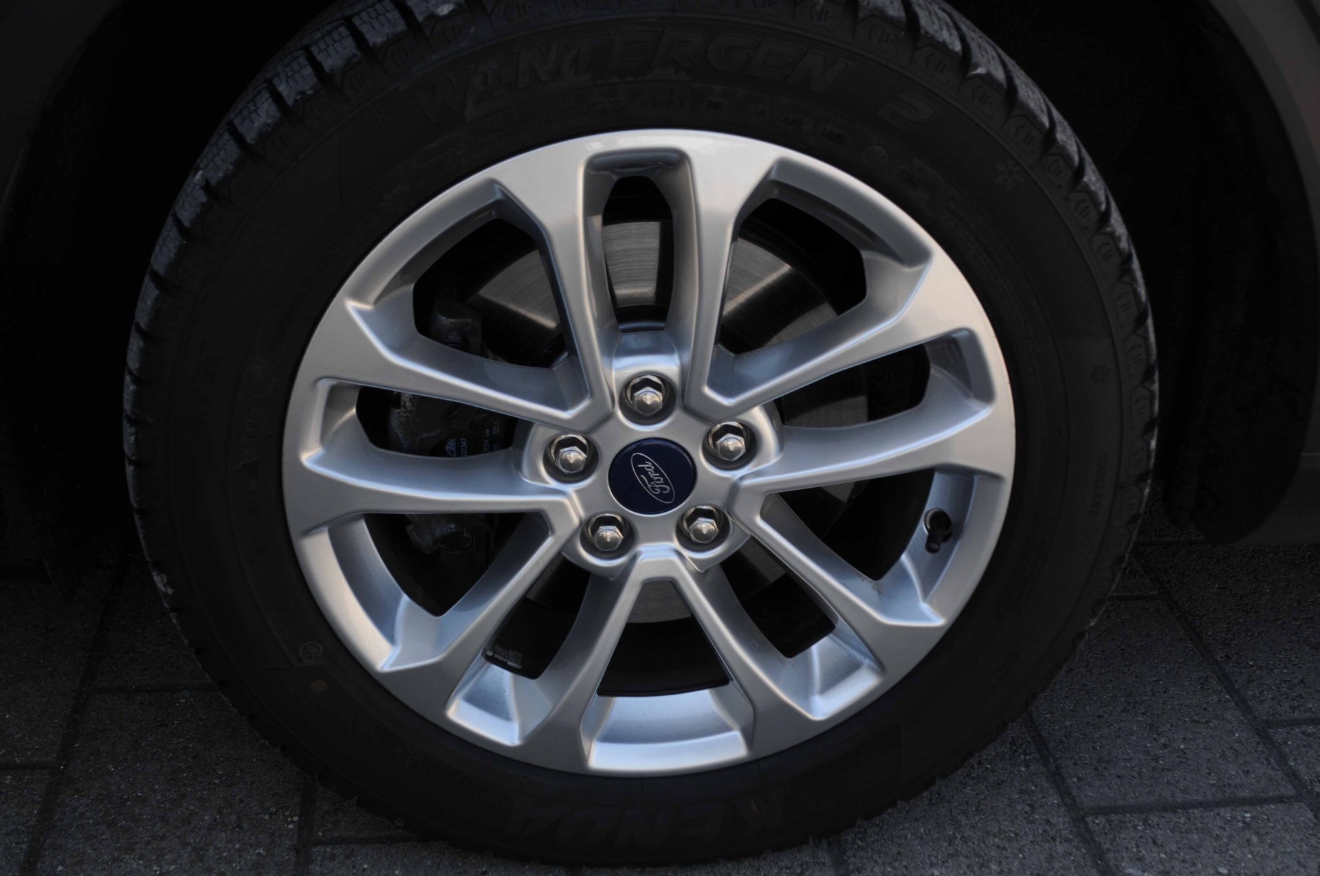 FORD Kuga 2.0 TDCi EcoBlue Titanium 4WD-image-8