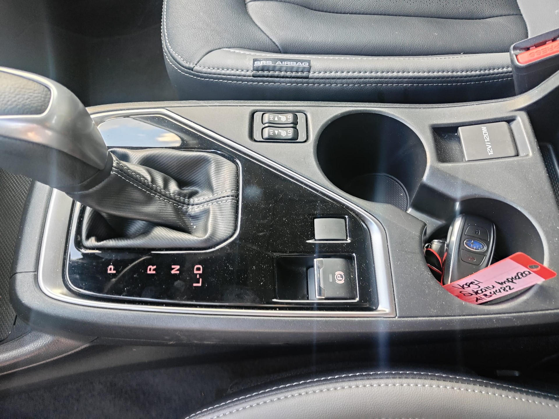 SUBARU Impreza 2.0 e-Boxer Luxury AWD Lineartronic-image-17