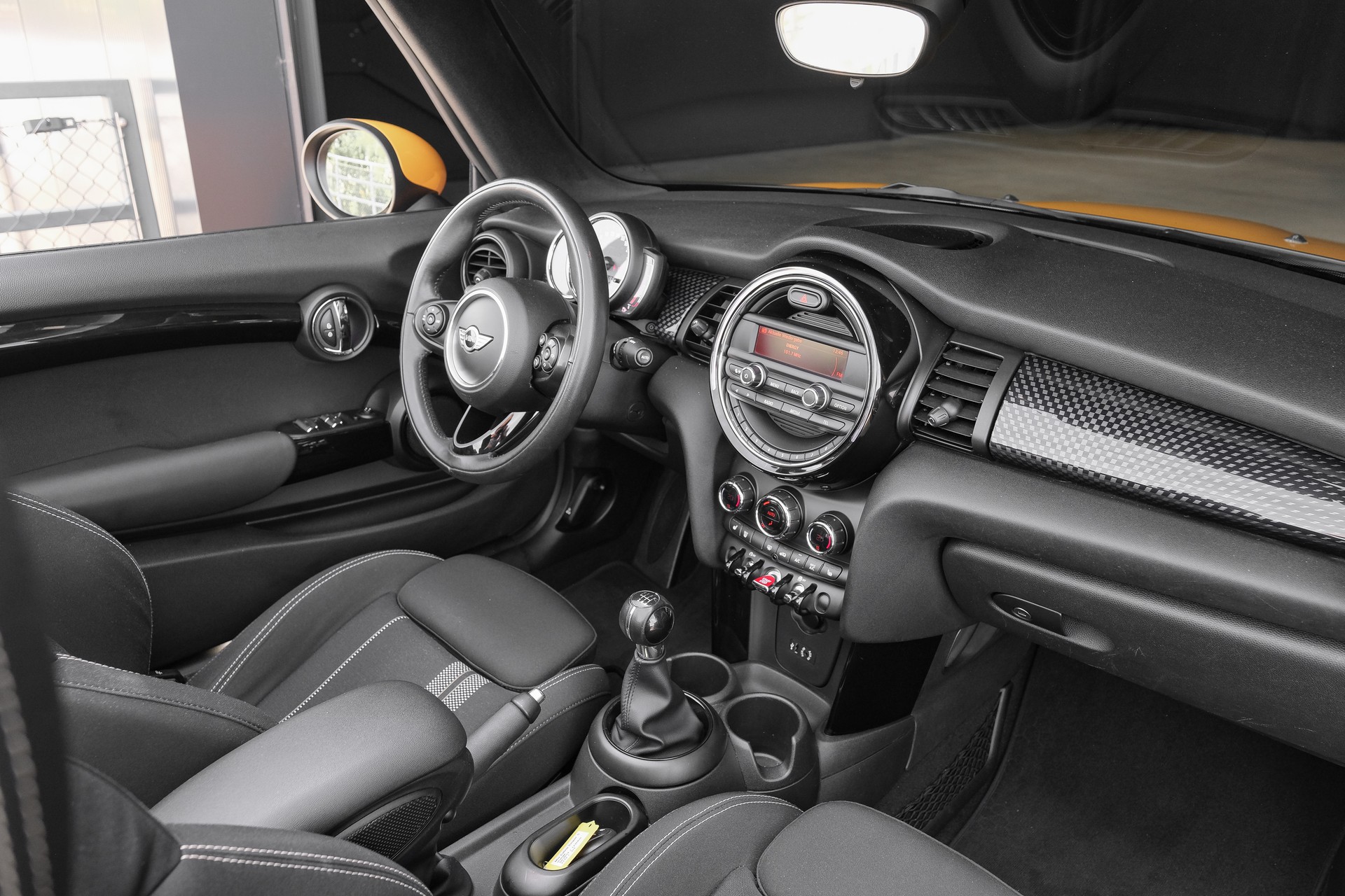 MINI Cooper S Cabriolet-image-13