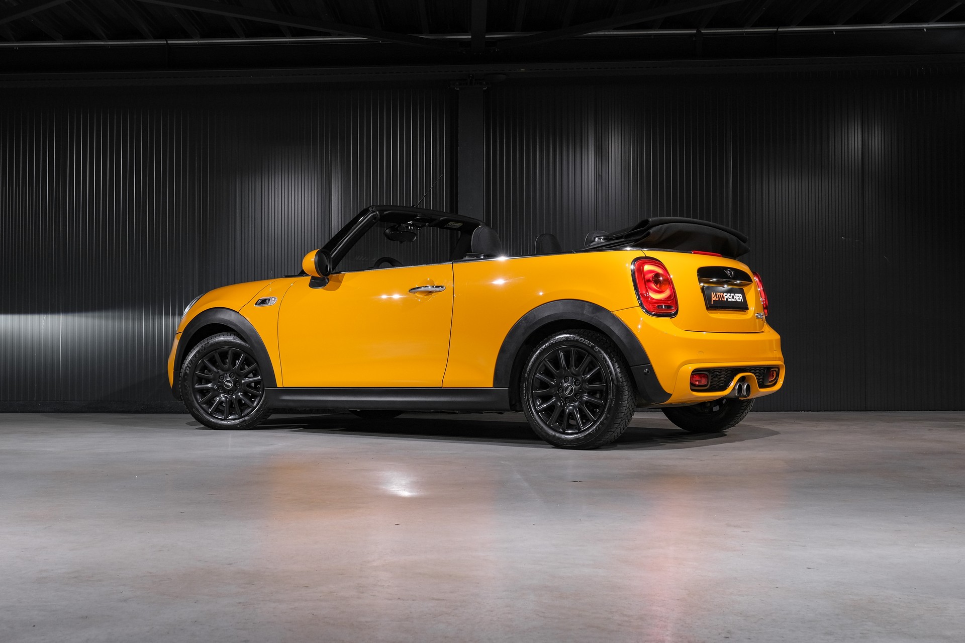 MINI Cooper S Cabriolet-showroom-element-1