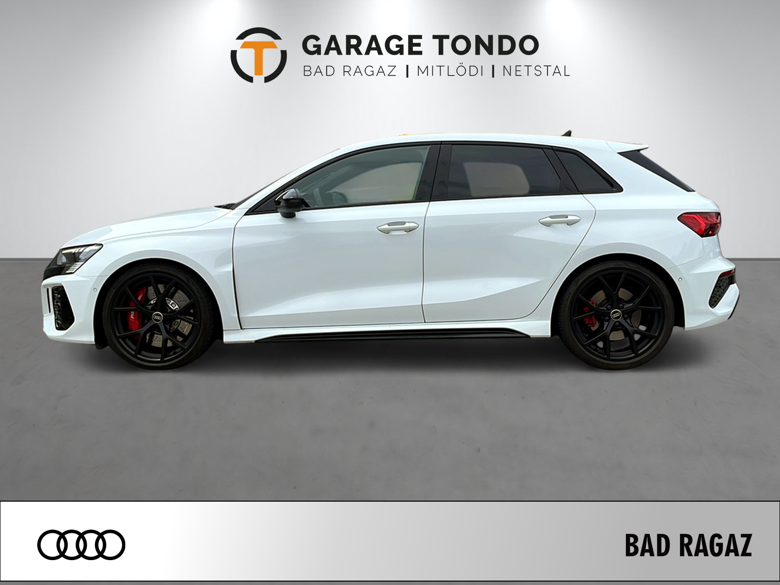 AUDI RS3 Sportback 2.5 TFSI quattro S-Tronic-showroom-element-2