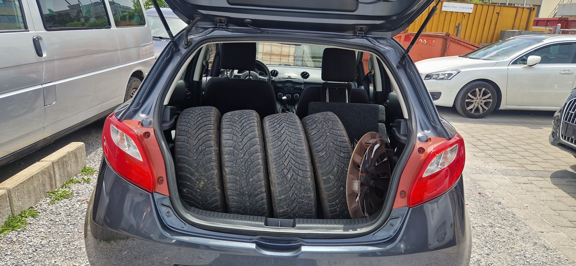 MAZDA 2 1.5i 16V Sport-image-9