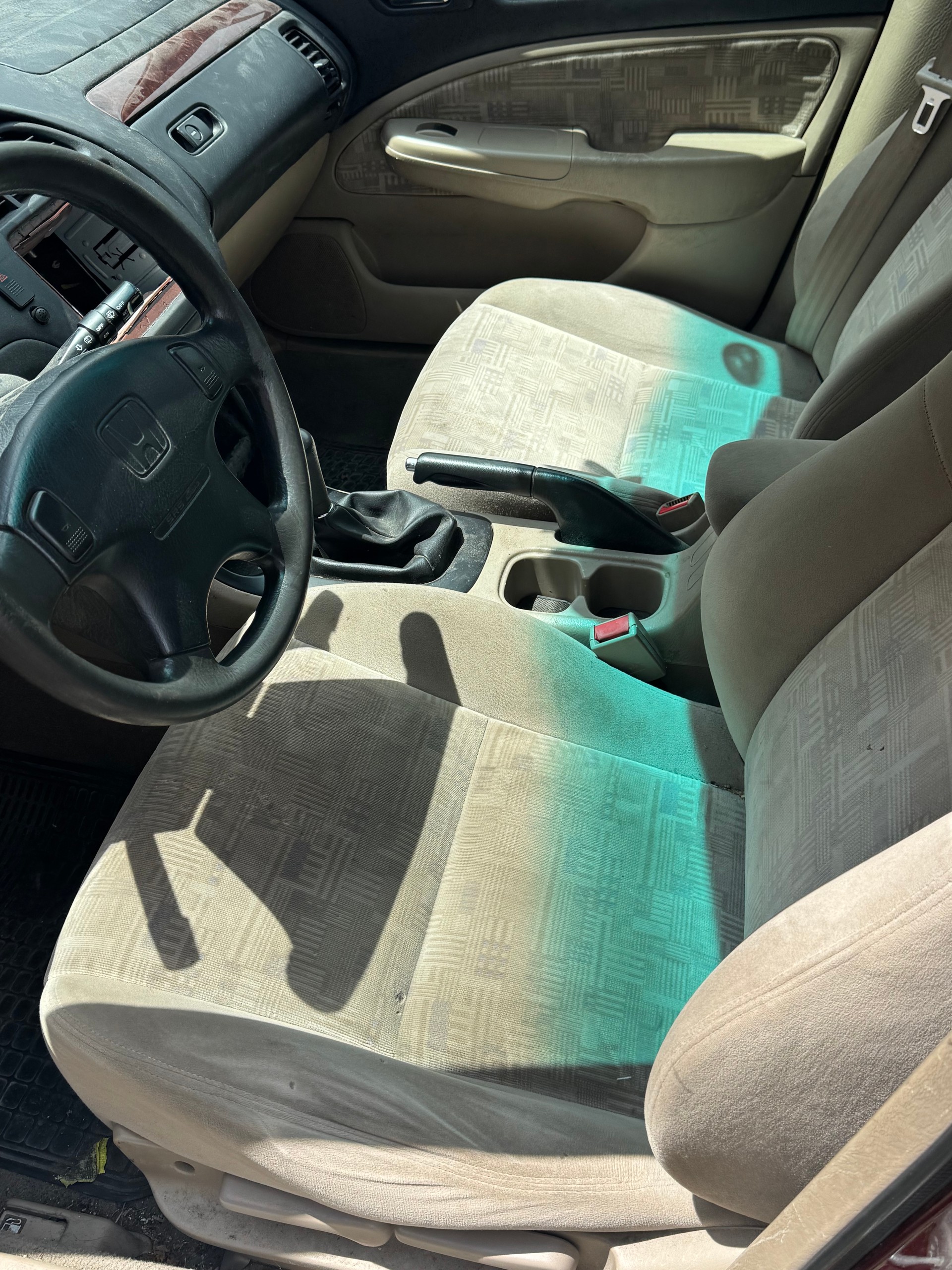HONDA Accord 2.0i LS-image-7
