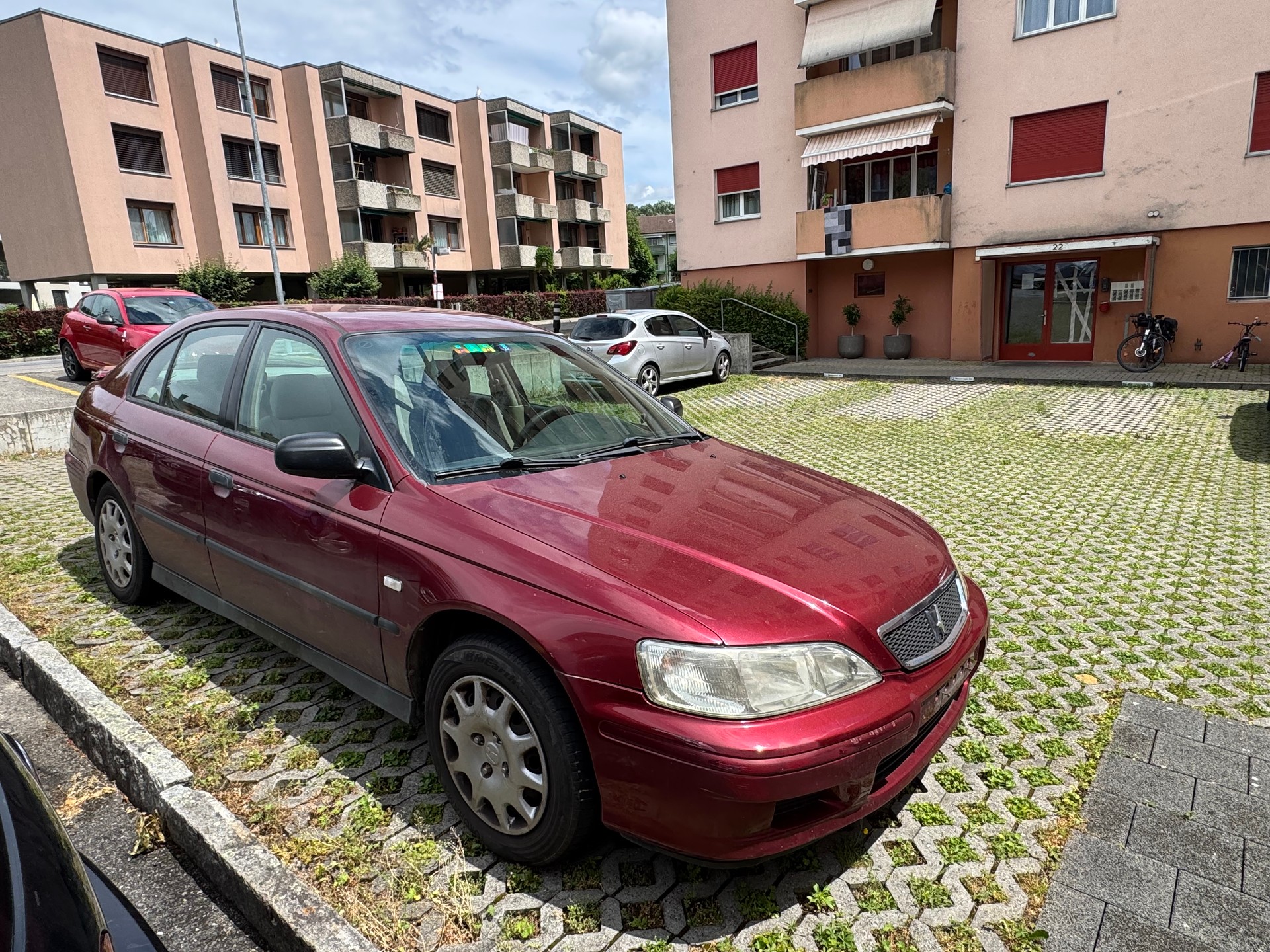 HONDA Accord 2.0i LS-image-1