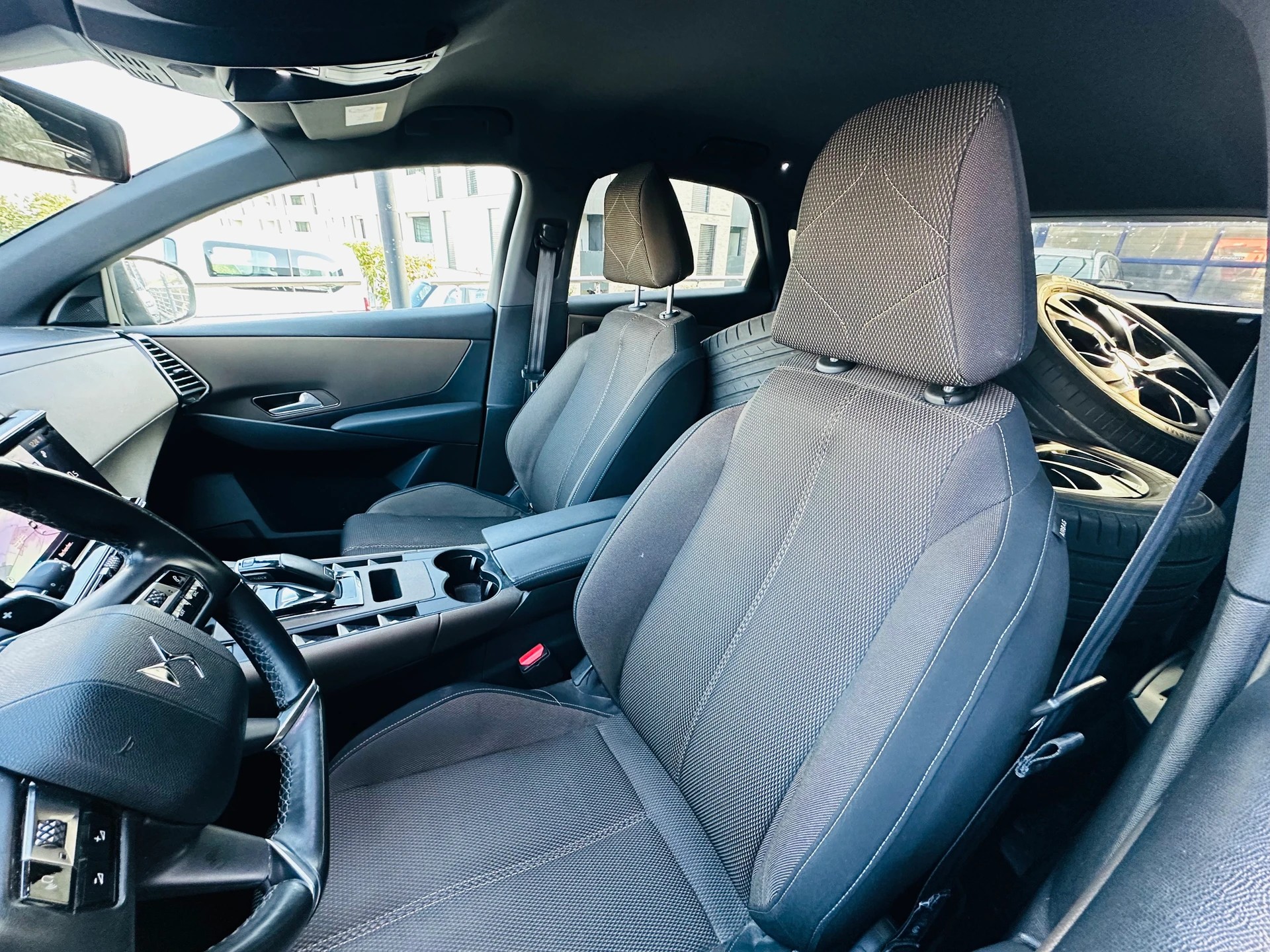 DS AUTOMOBILES DS 7 Crossback 1.6 THP La Première Automatic-image-13