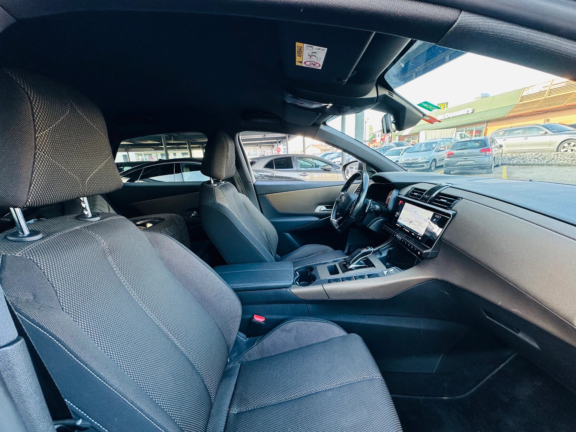 DS AUTOMOBILES DS 7 Crossback 1.6 THP La Première Automatic-image-15