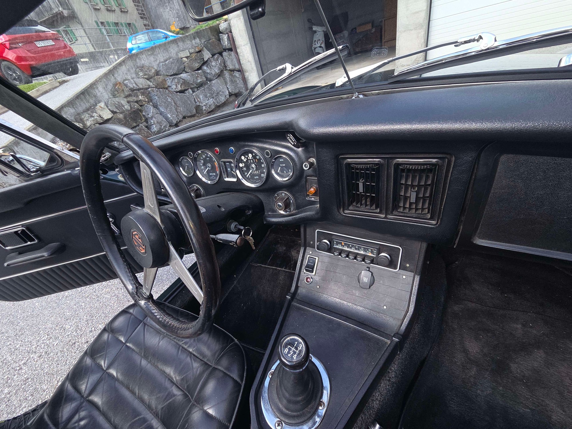 MG roadster-image-6
