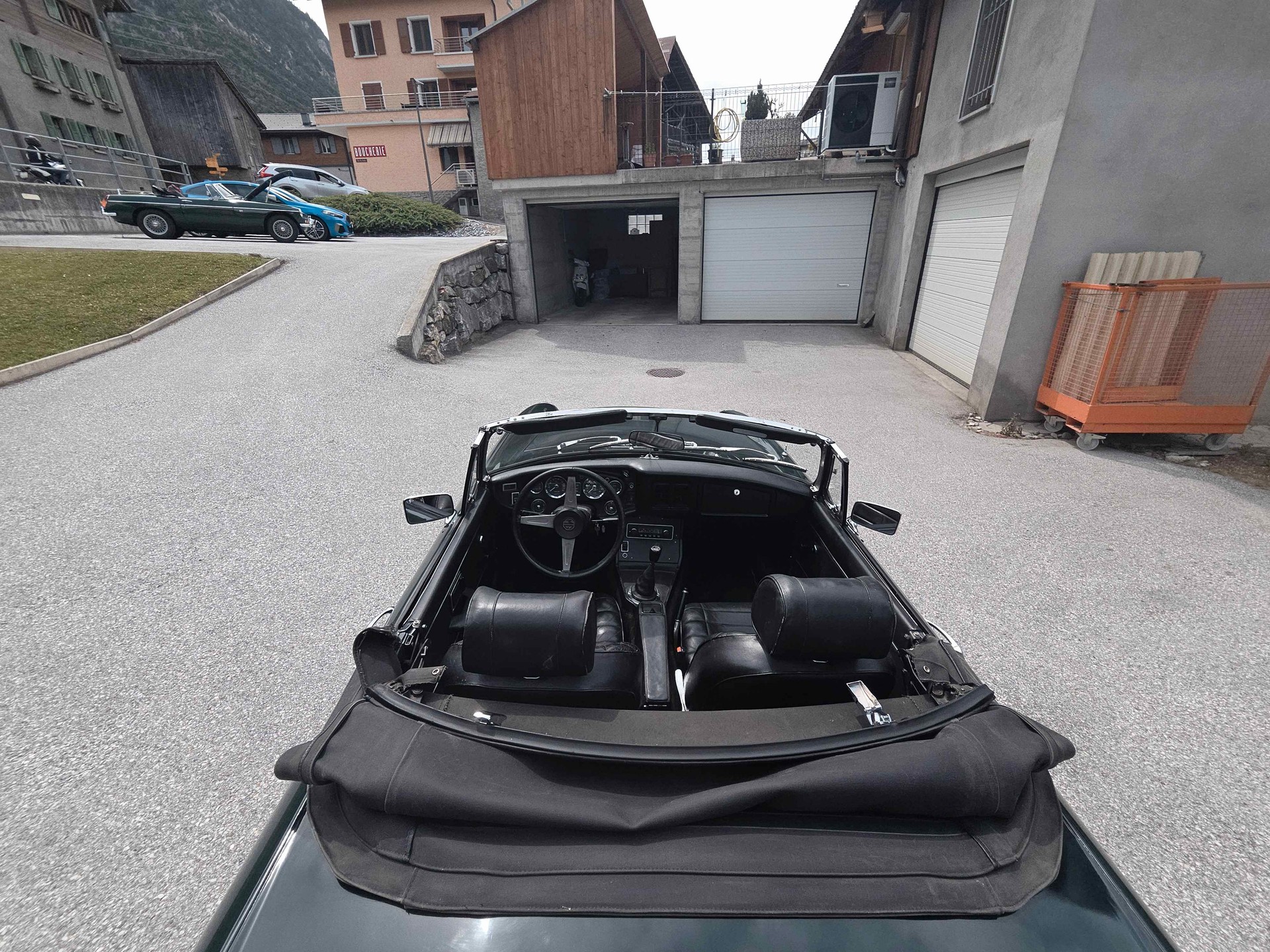 MG roadster-image-4