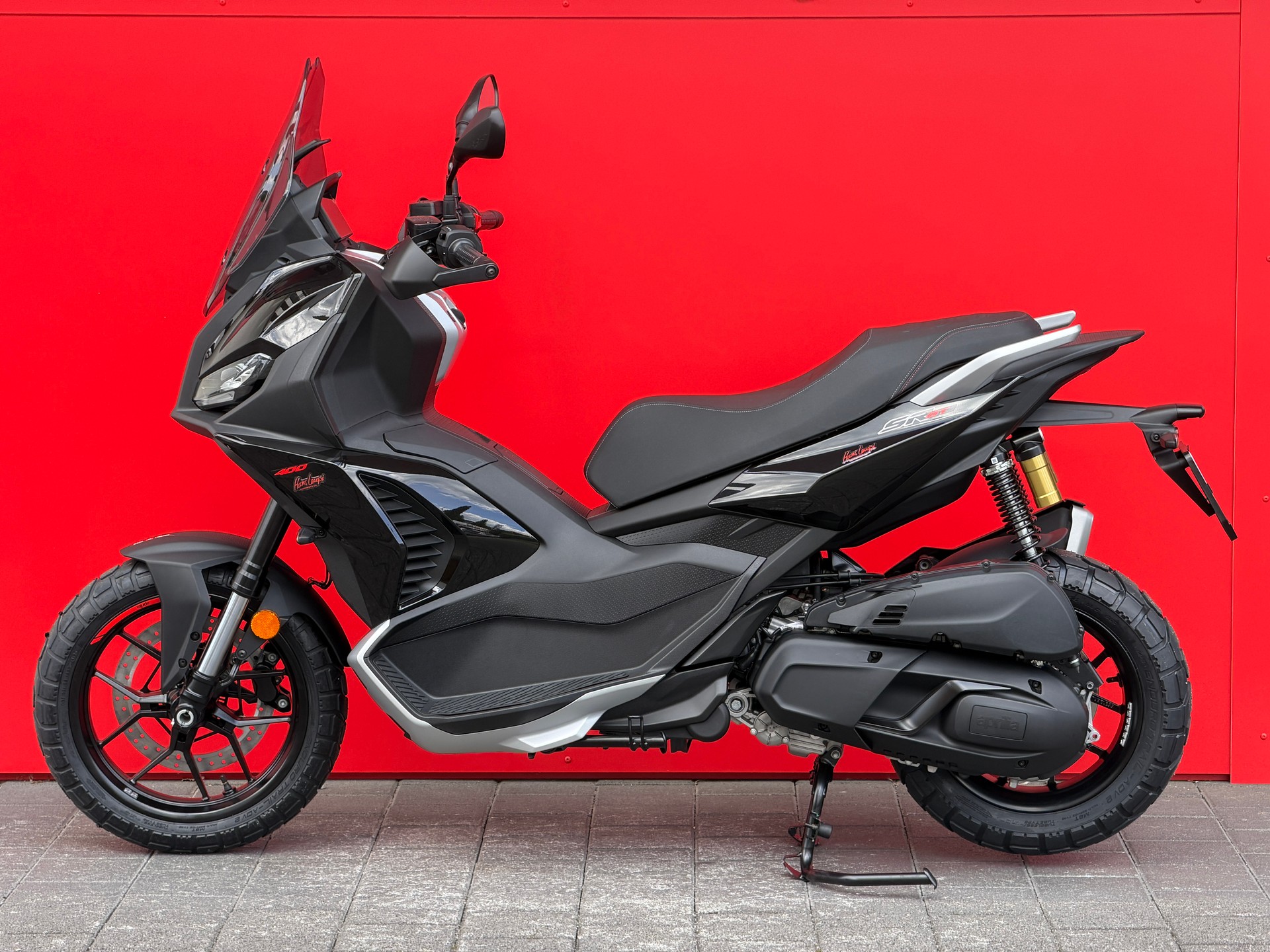 APRILIA SR 400 GT-image-2