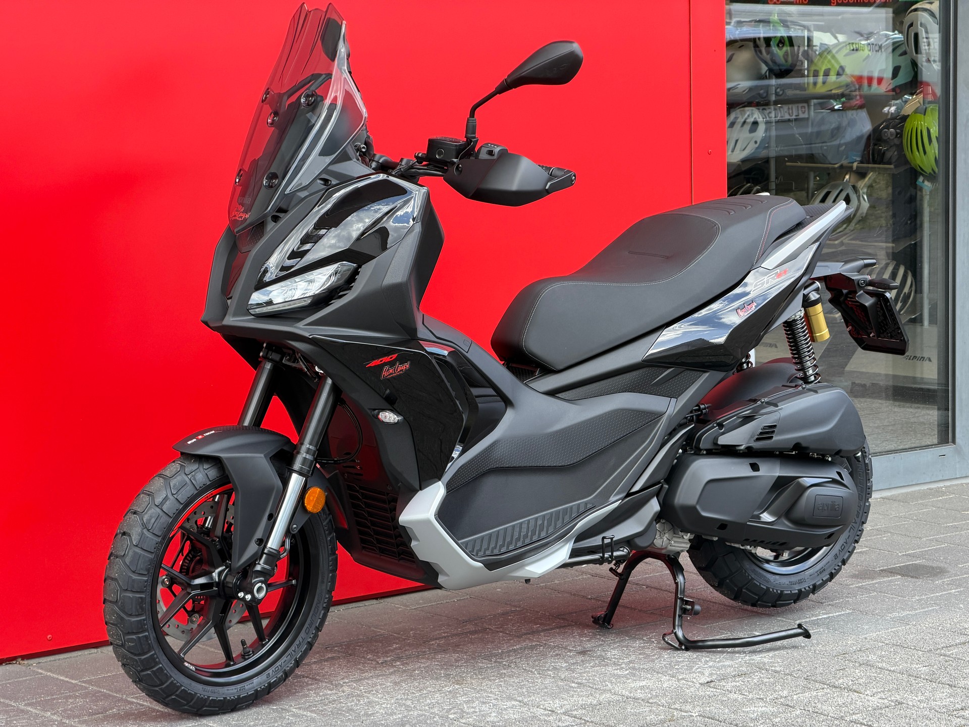 APRILIA SR 400 GT-image-8