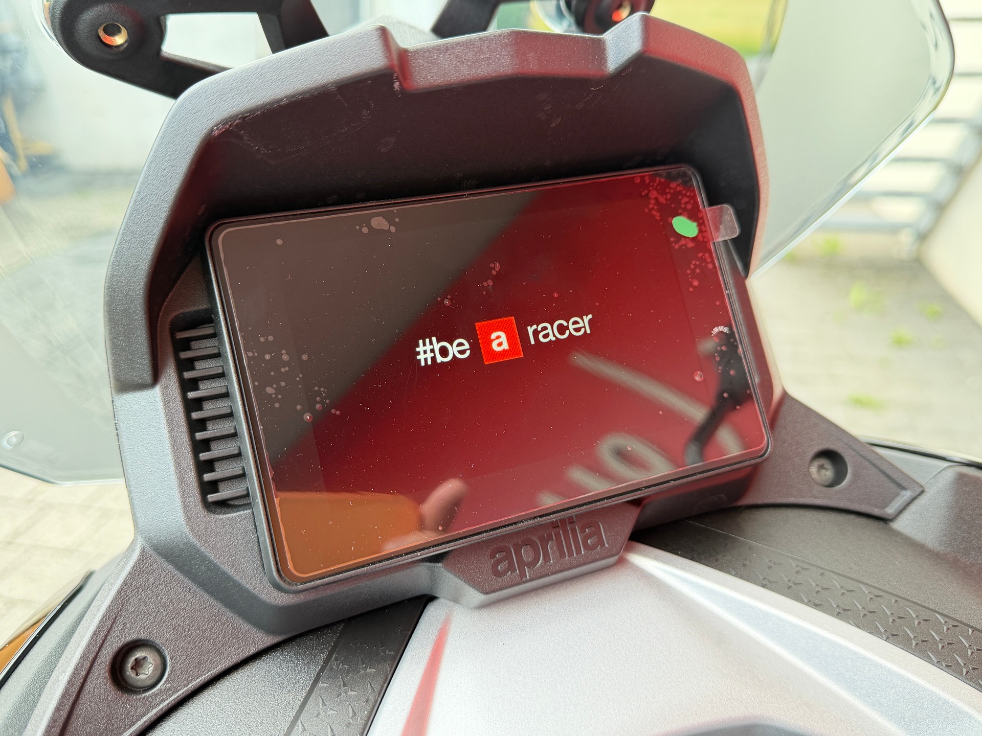 APRILIA SR 400 GT-image-7