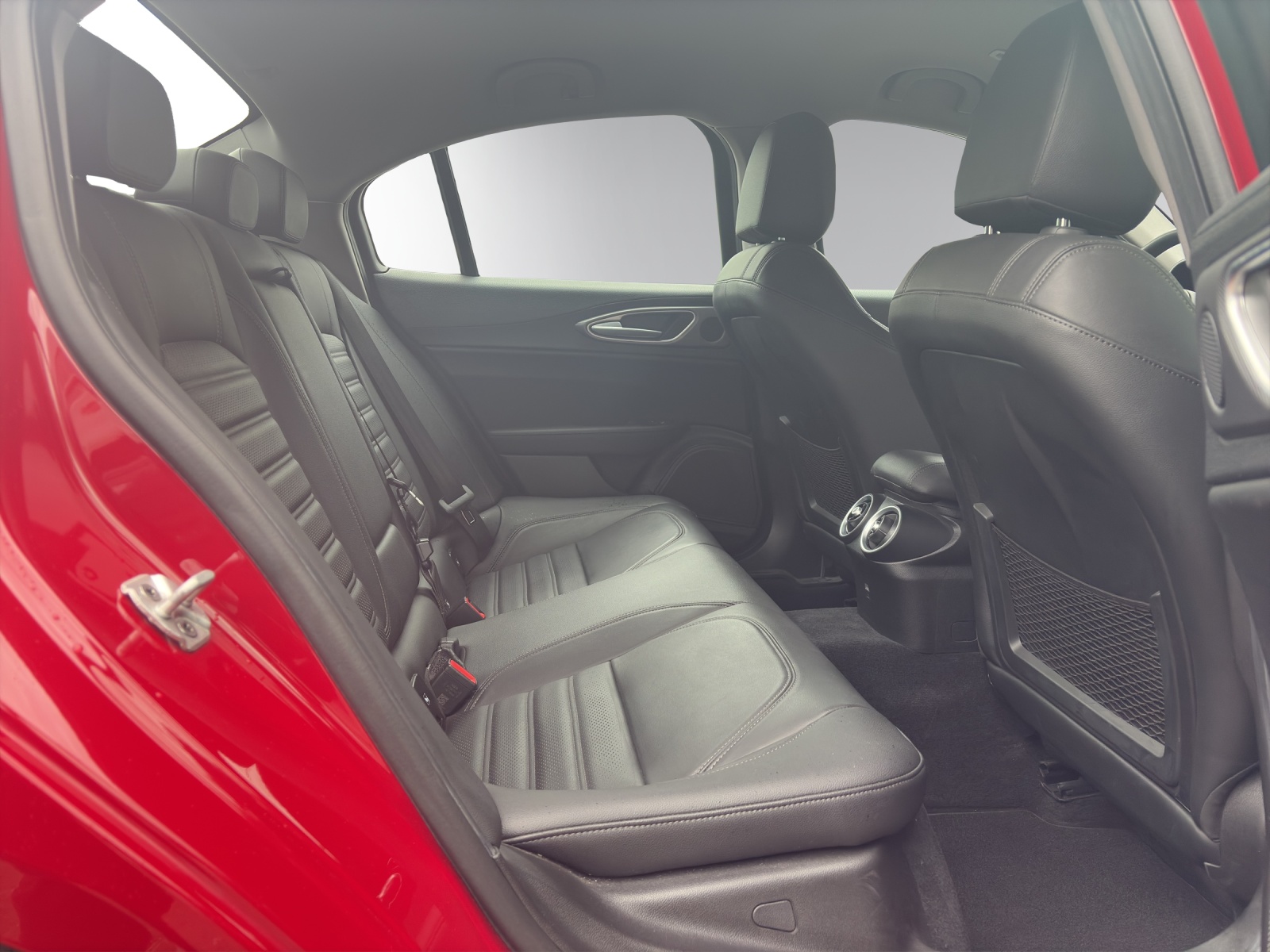 ALFA ROMEO Giulia 2.0 Veloce Q4 Automatic-image-11