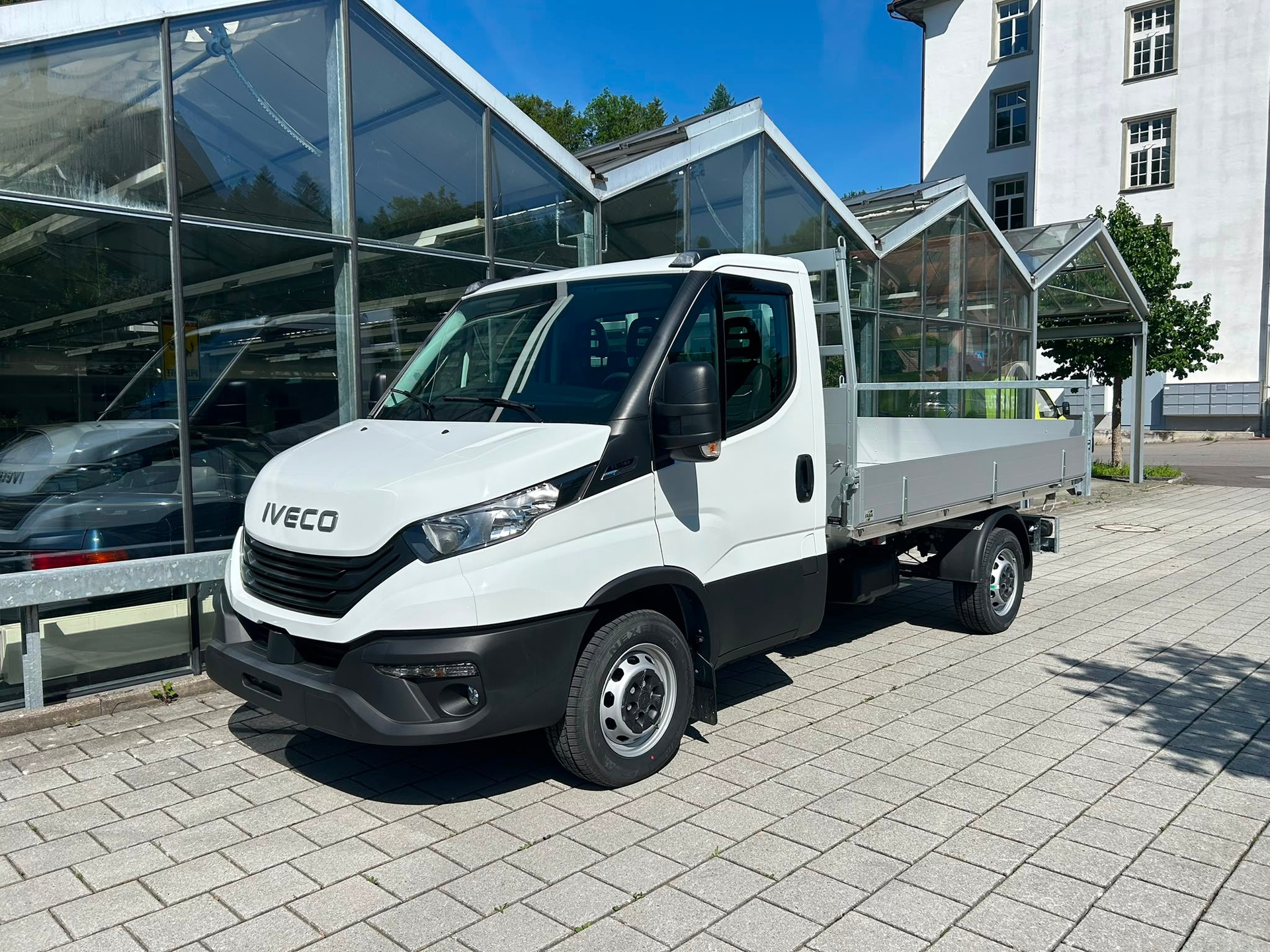 IVECO 35 S 16 A8 3450 Kipper-showroom-element-2