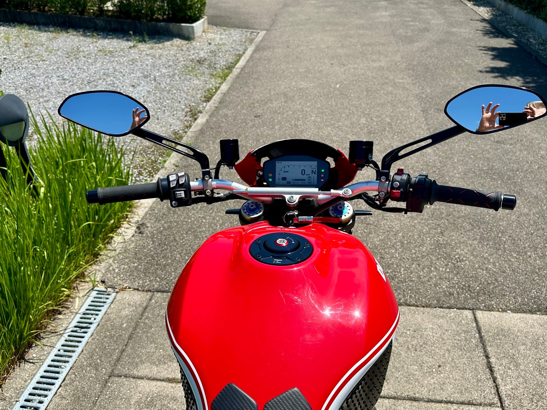 DUCATI Monster 1200 S-image-4