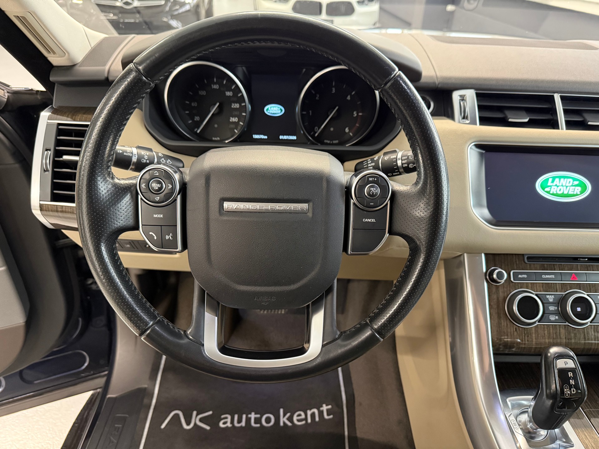 LAND ROVER Range Rover Sport 3.0 SDV6 SE Automatic-image-8