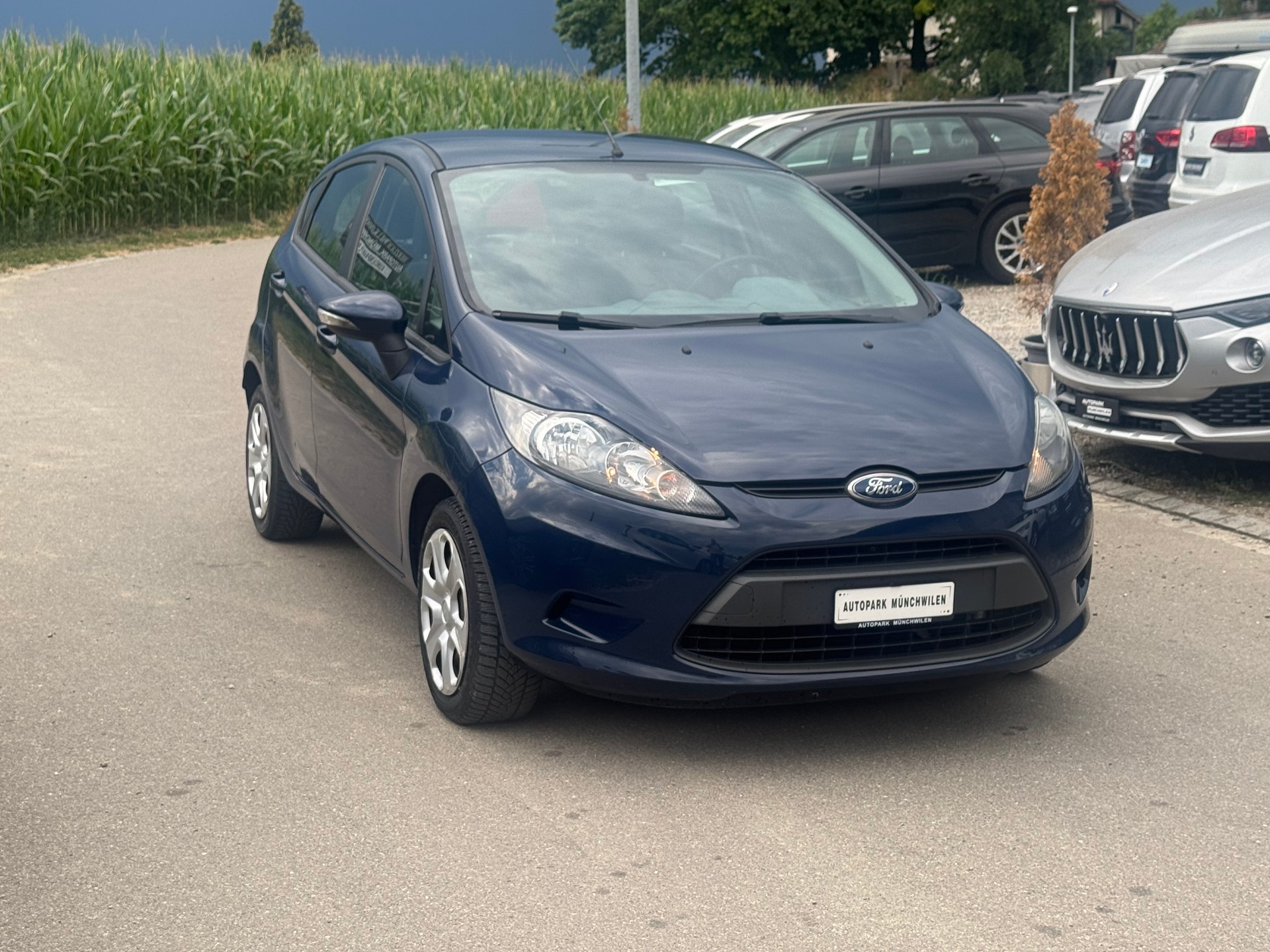 FORD Fiesta 1.4 16V Trend Automatic-image-1