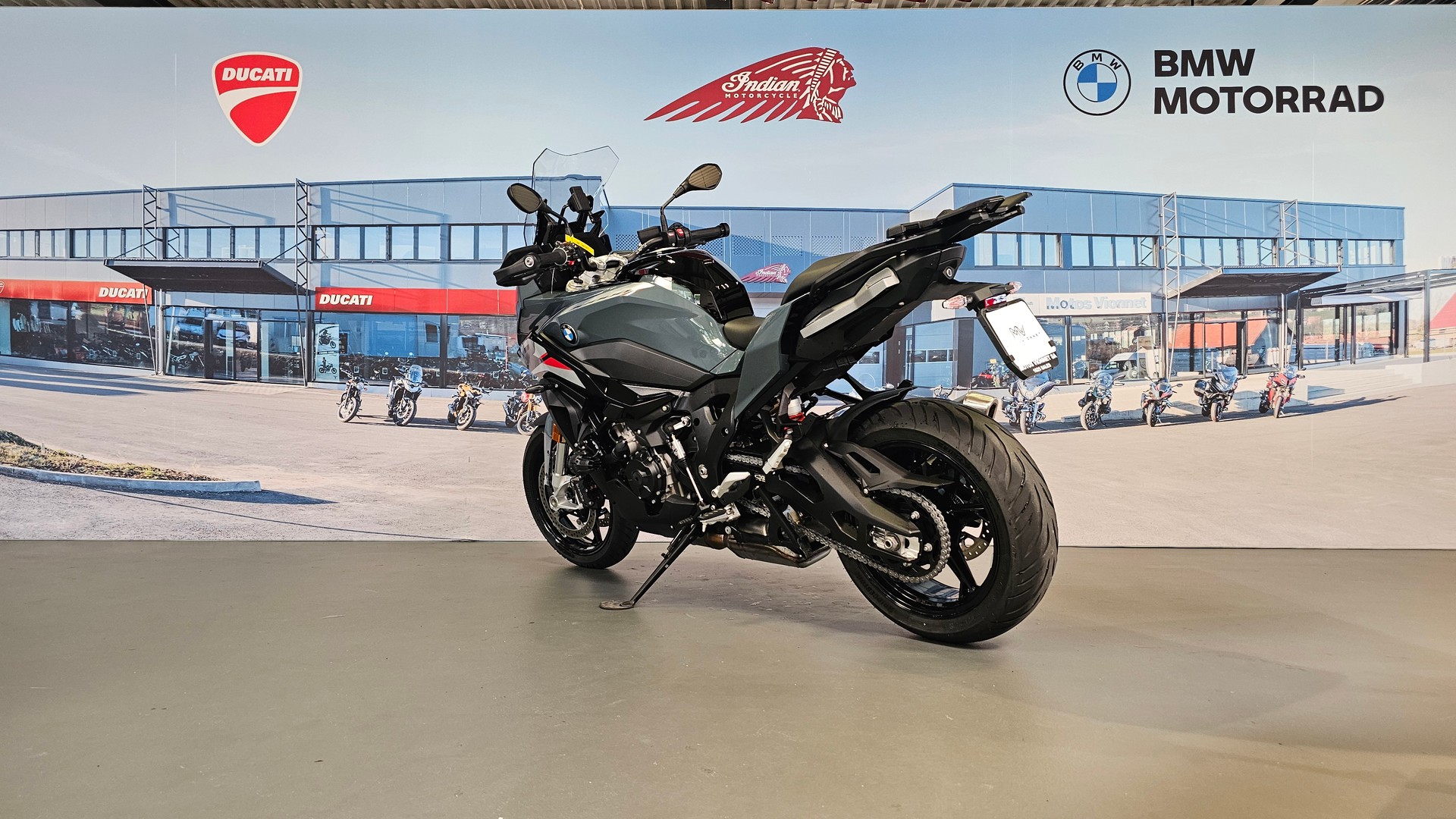 BMW S 1000 XR-image-4