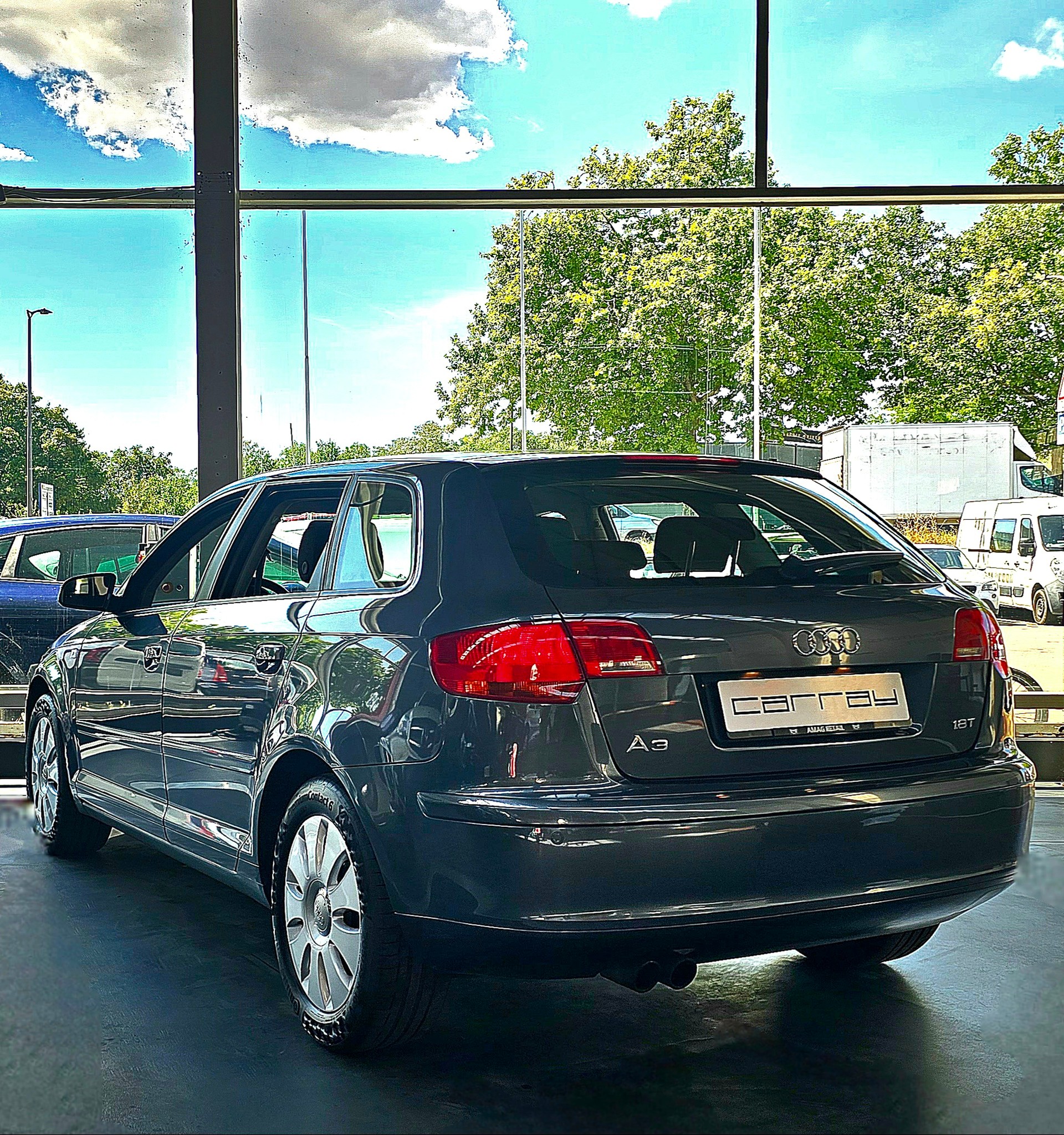 AUDI A3 Sportback 1.8 Turbo FSI Ambition-image-5
