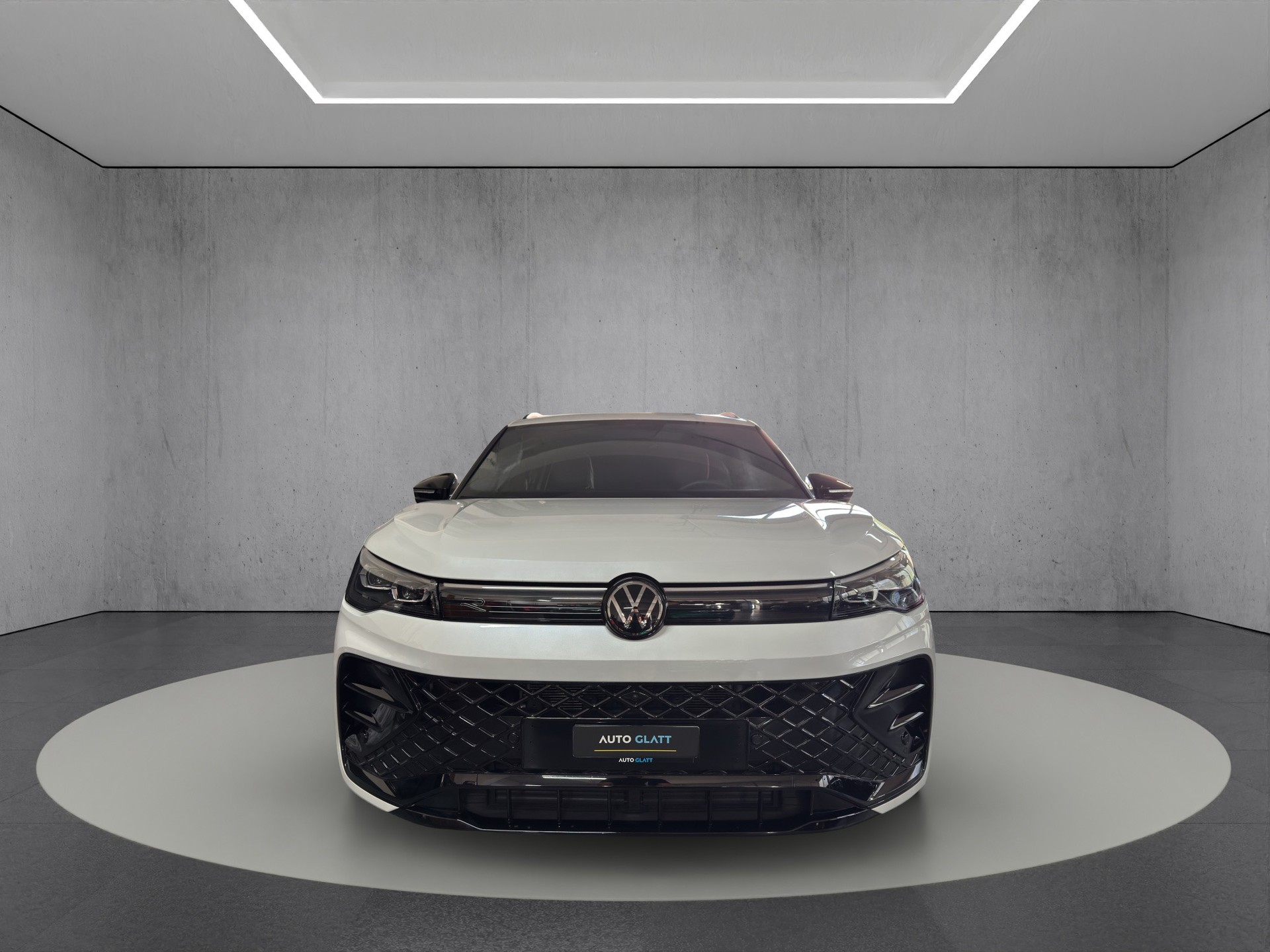 VW Tiguan 2.0 TSI DSG R-Line 4M. "Leder Varenna-Pano-360°Kamera-Black Style"-image-6