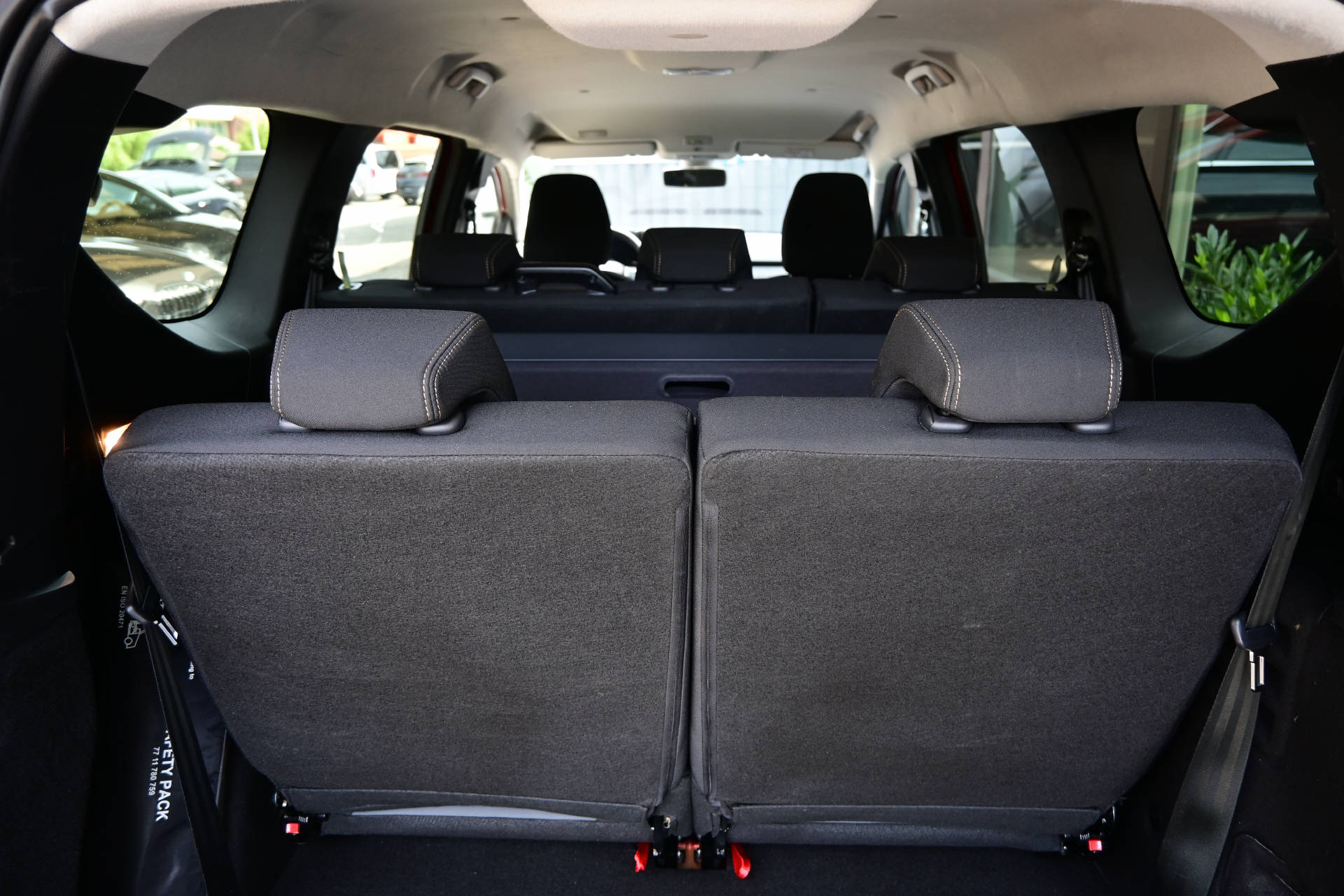 DACIA Jogger 1.6 Hybrid Extreme 7P-image-10