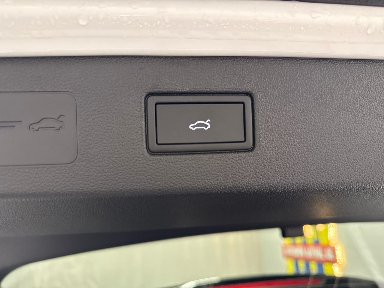 VW T-Roc 1.5 eTSI mHEV R-Line DSG-image-14