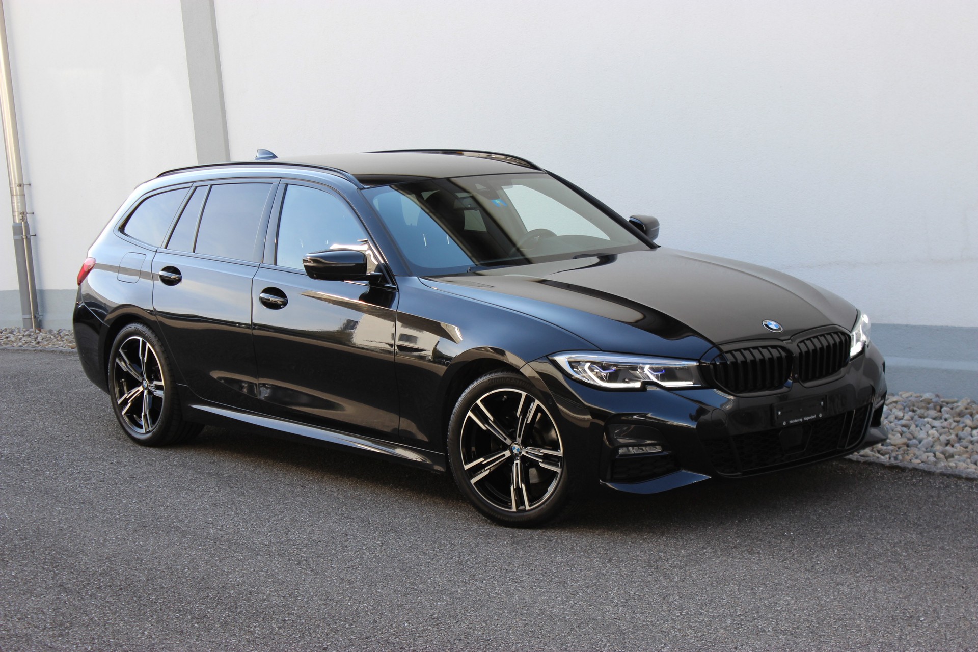 BMW 320d xDrive 48V Touring M SPORTPAKET