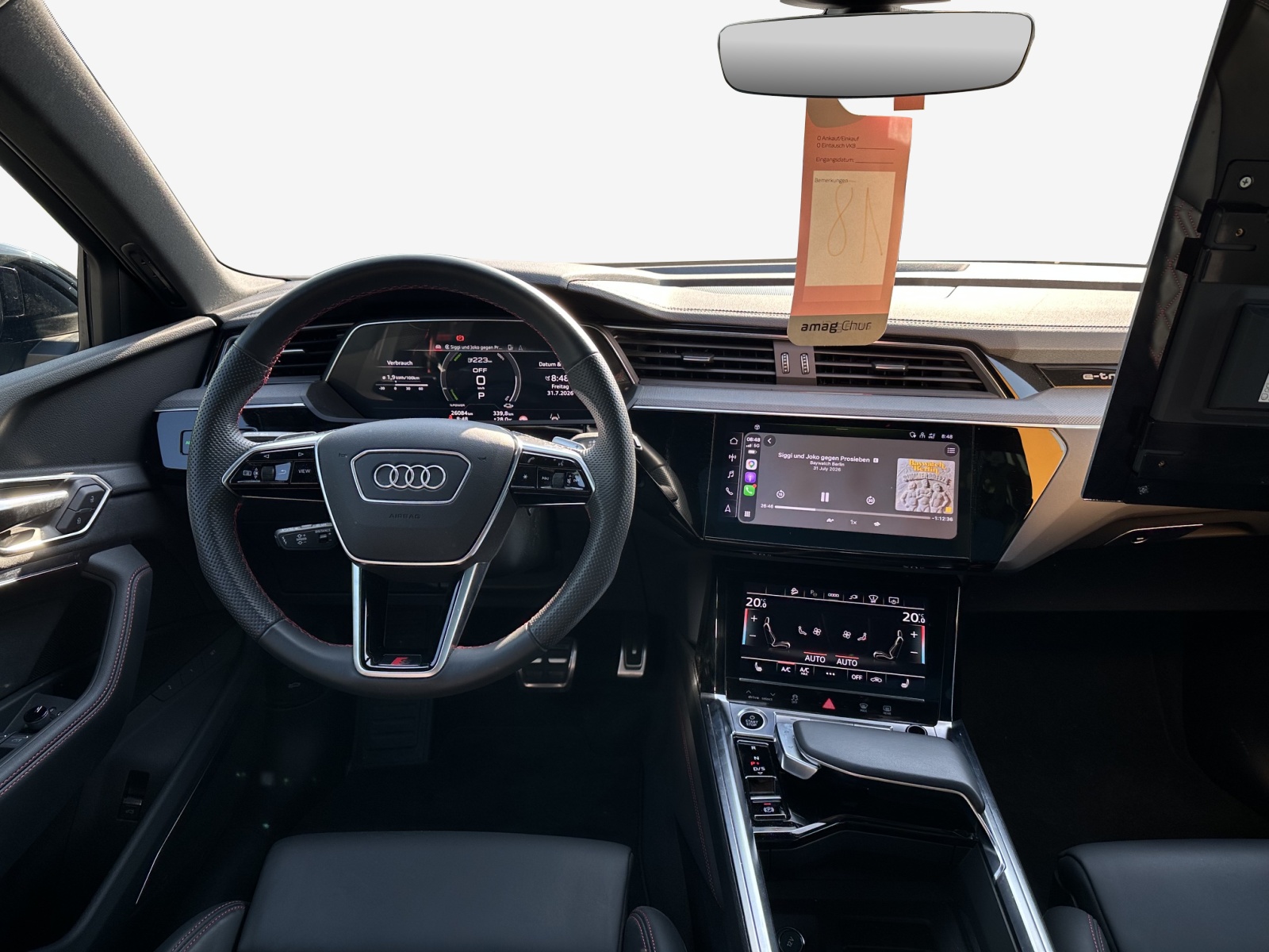 AUDI Q8 55 e-tron Black Edition quattro-image-9