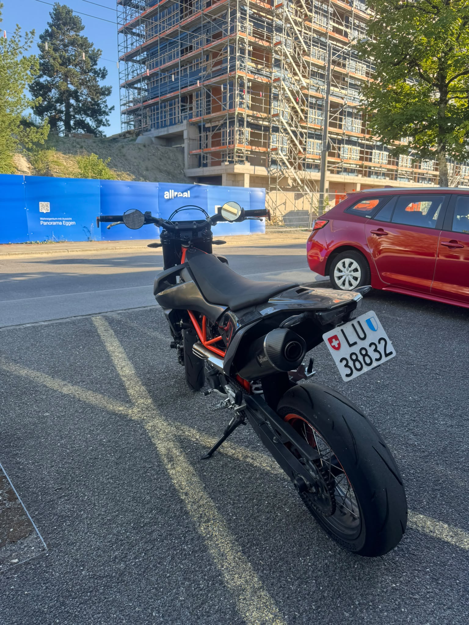 KTM 690 SMC R ABS (35 kW)-image-1