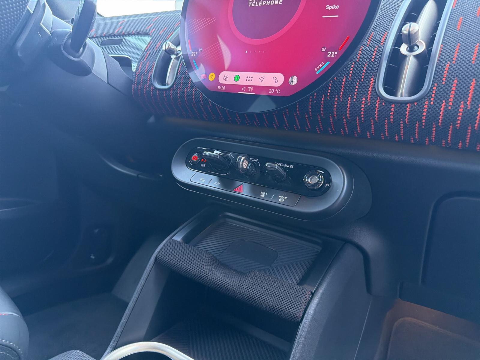 MINI Countryman John Cooper Works ALL4 U25 2.0i (CH)-image-14