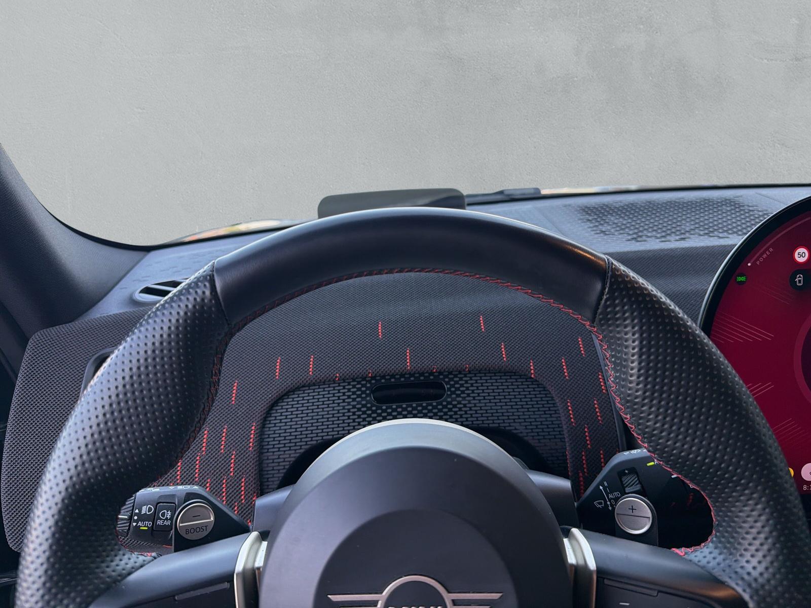 MINI Countryman John Cooper Works ALL4 U25 2.0i (CH)-image-22