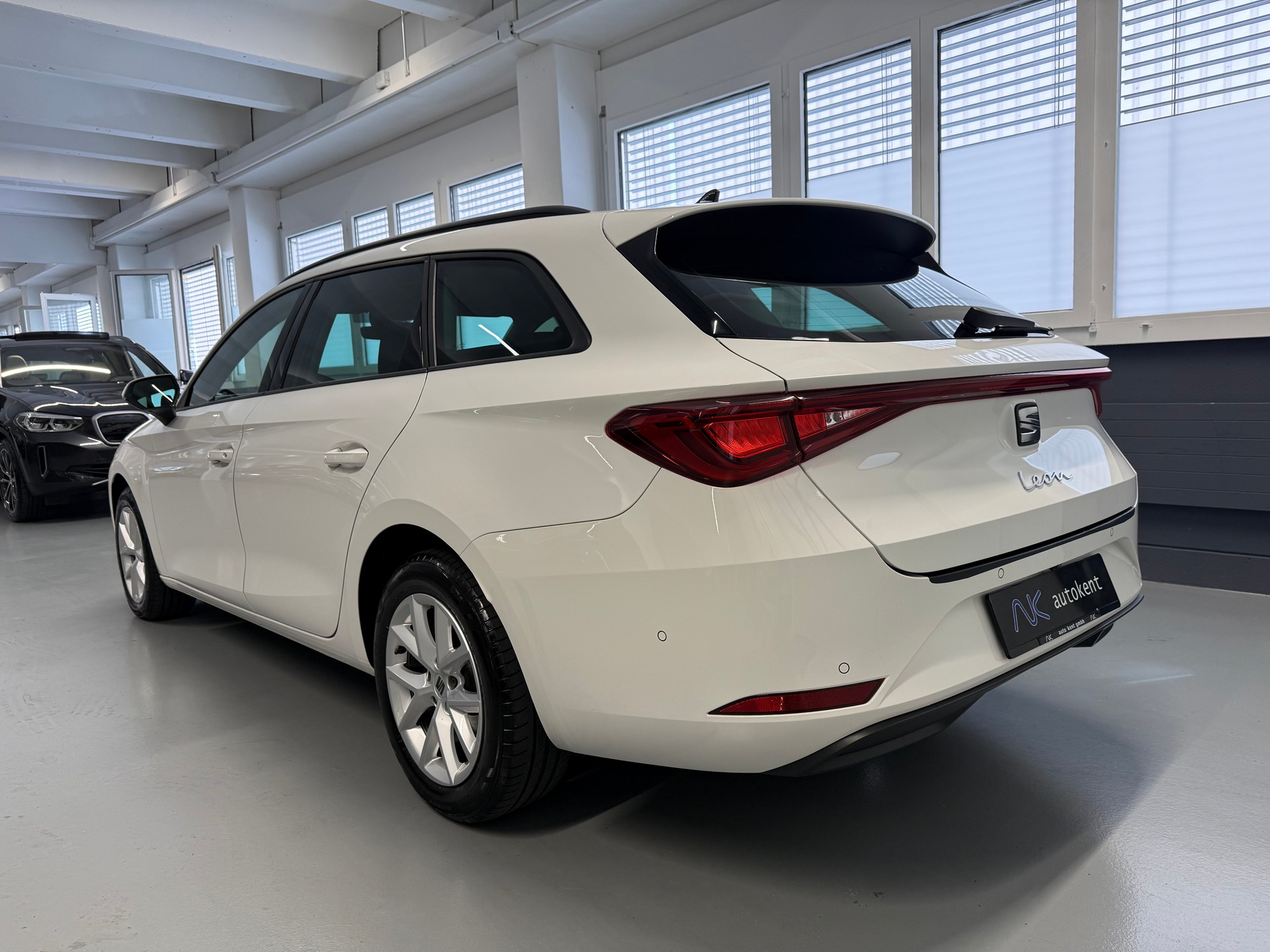 SEAT Leon ST 2.0 TDI EVO DSG Style-showroom-element-3