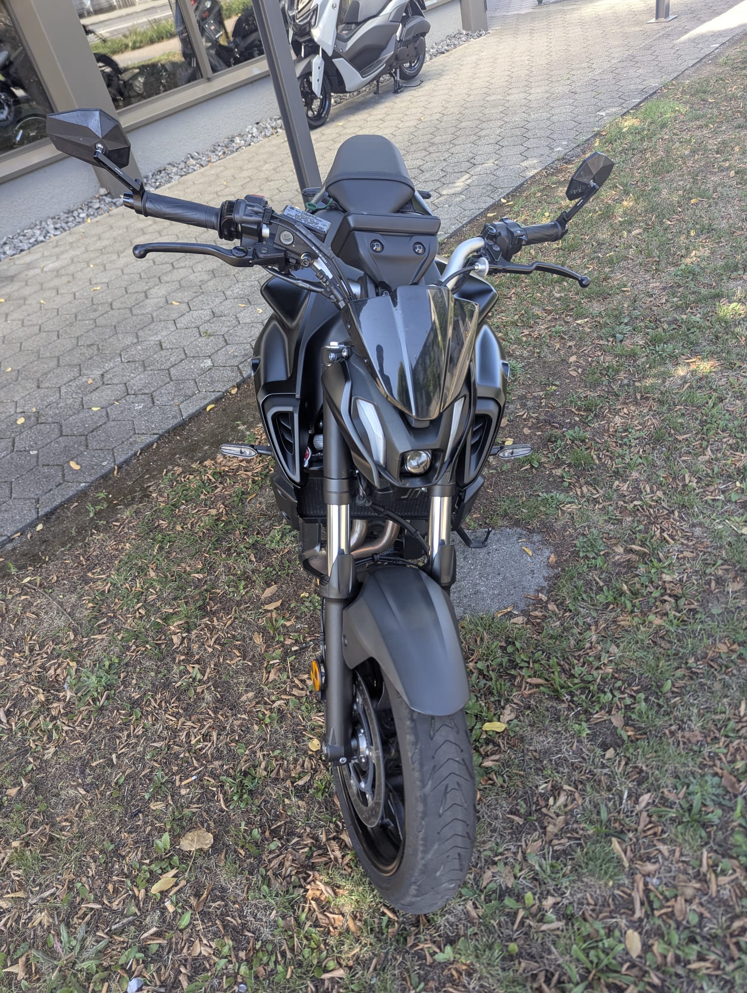 YAMAHA MT-07-image-2