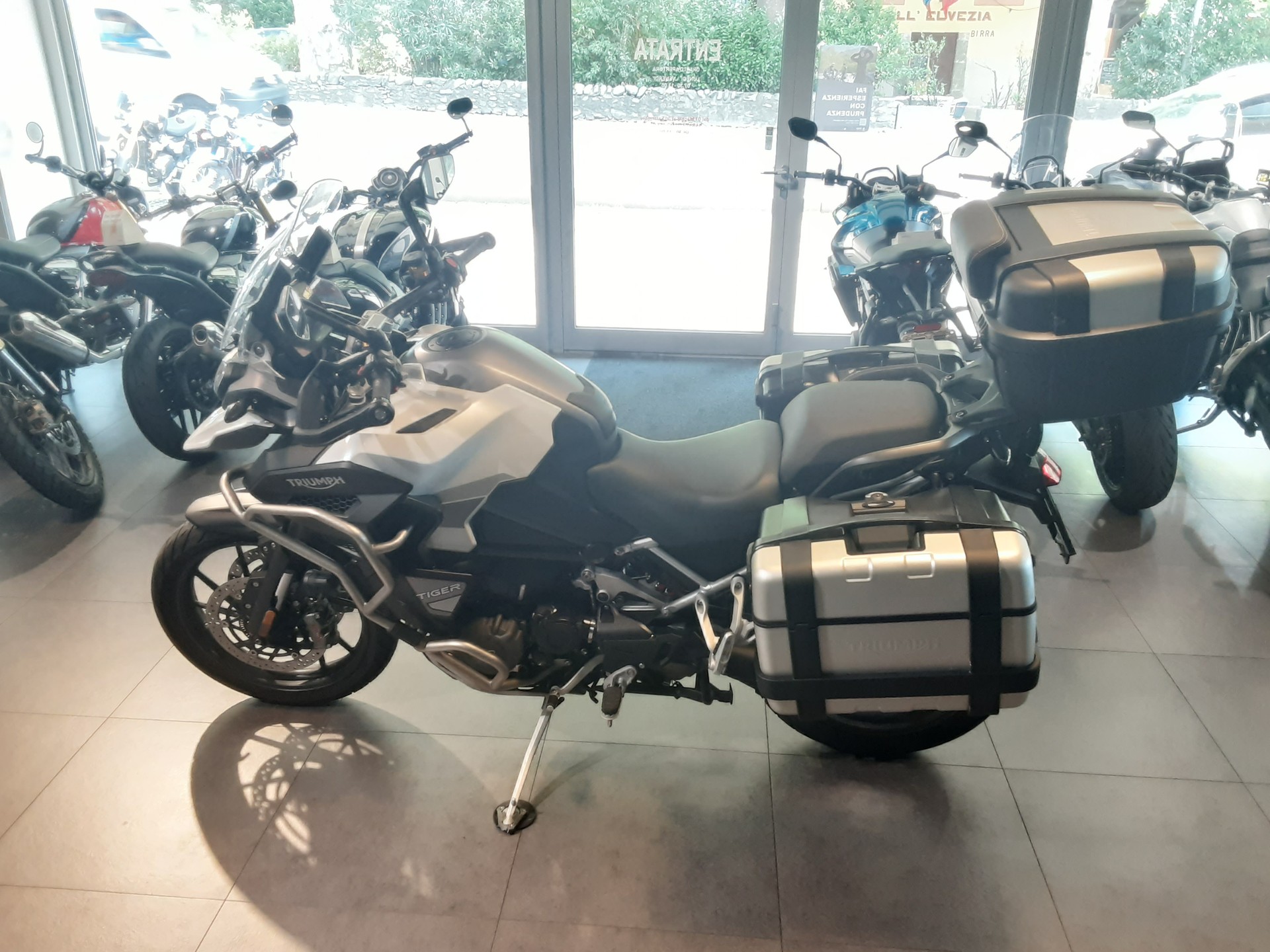TRIUMPH Tiger 1200 GT Explorer-image-1