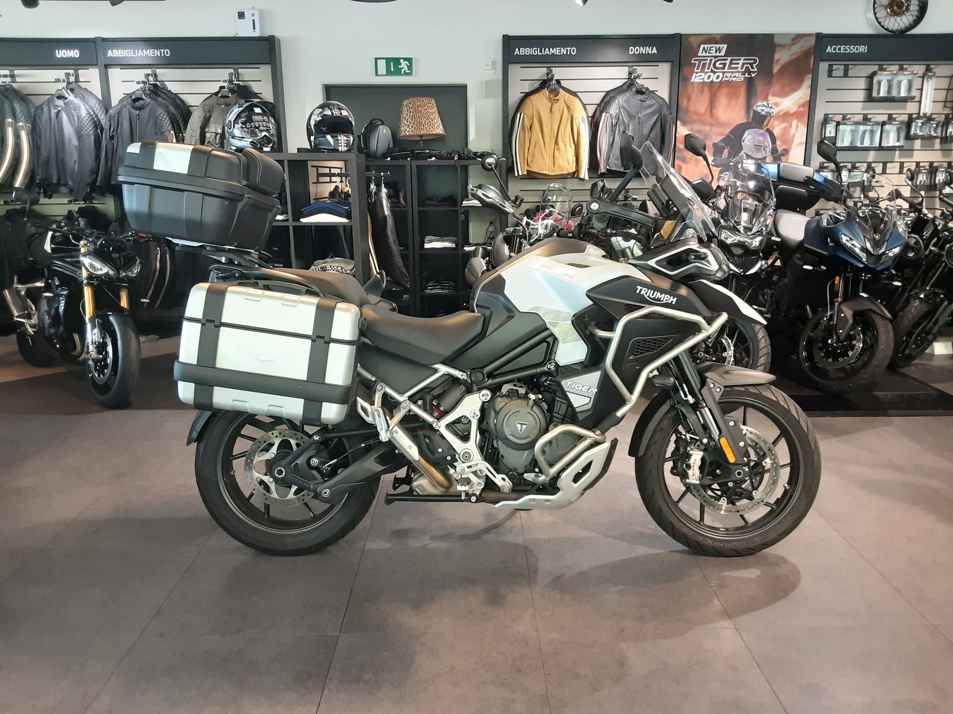 TRIUMPH Tiger 1200 GT Explorer